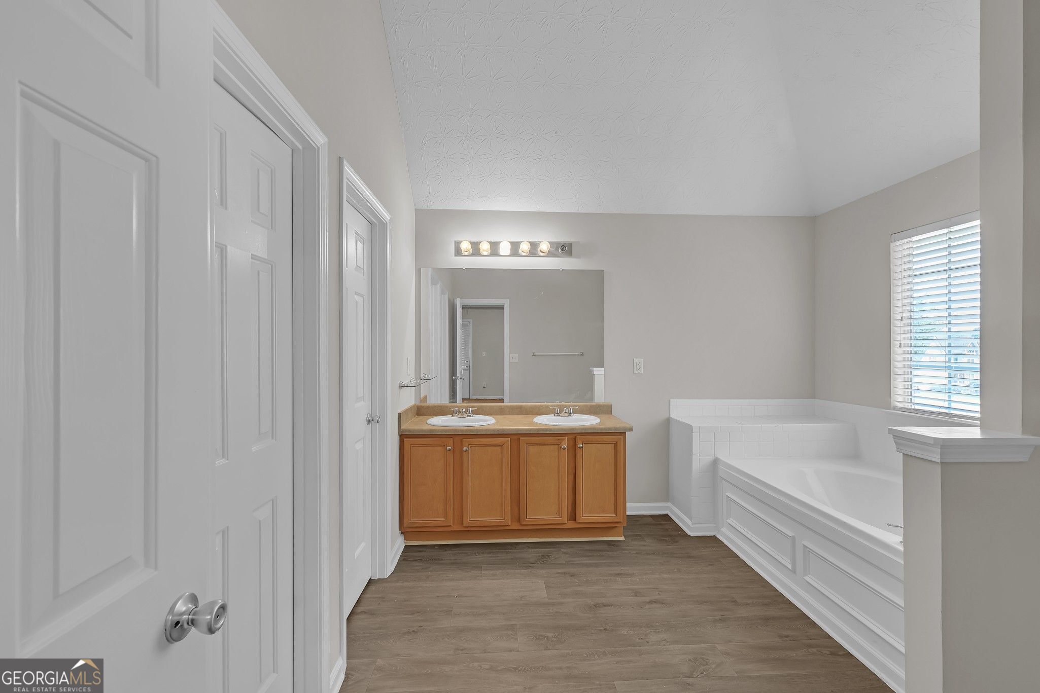30 Emerson Trail Property Photo 20