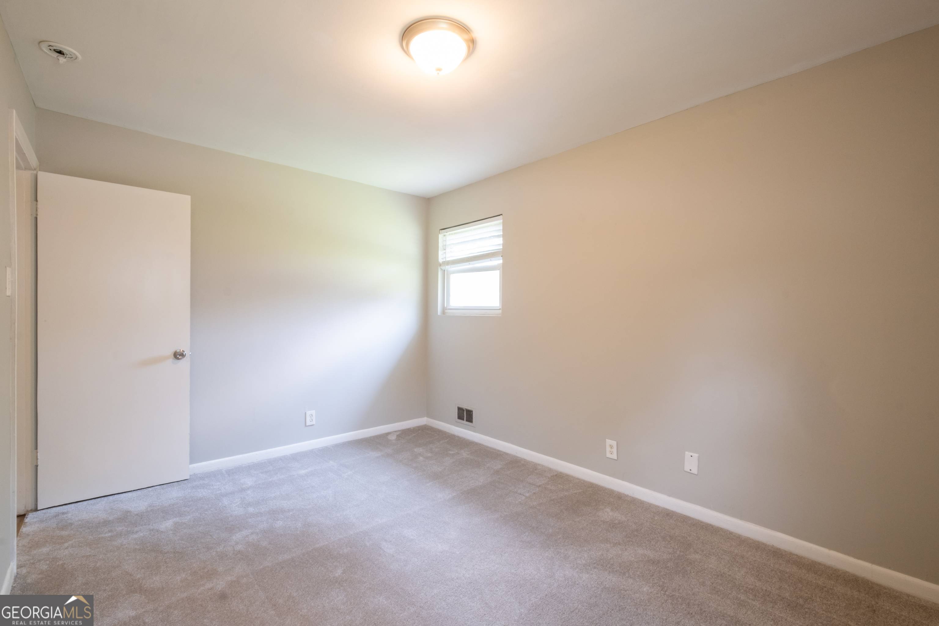 2660 Beacon Drive Property Photo 16