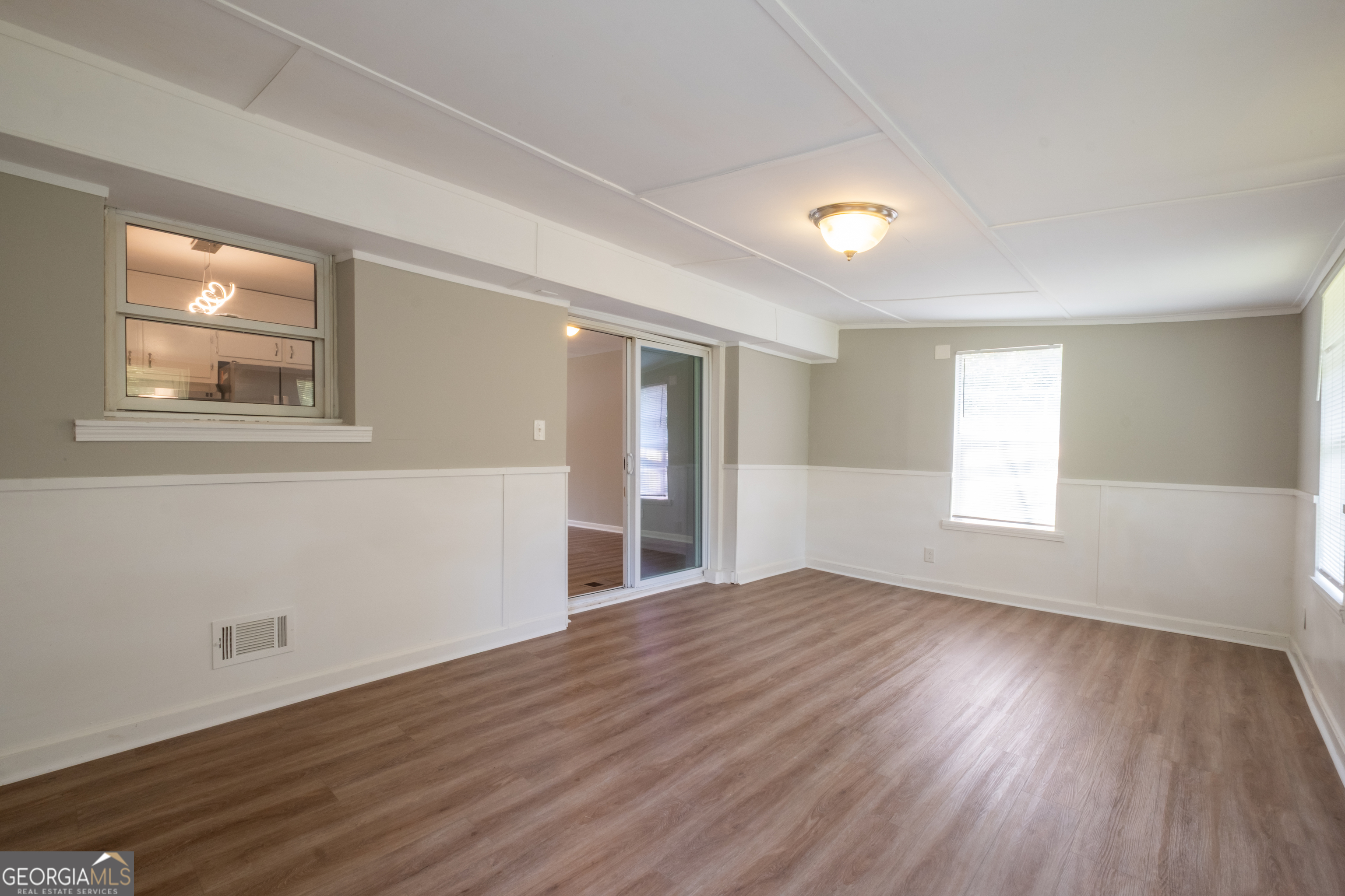 2660 Beacon Drive Property Photo 19