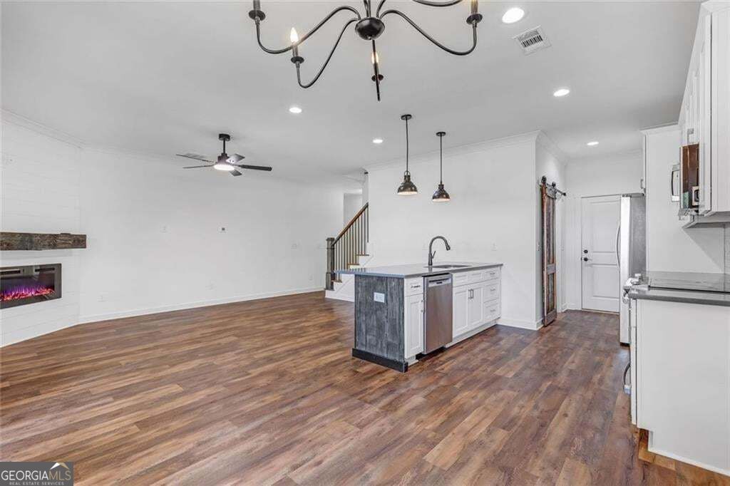 5466 Whitehall Road Property Photo 13