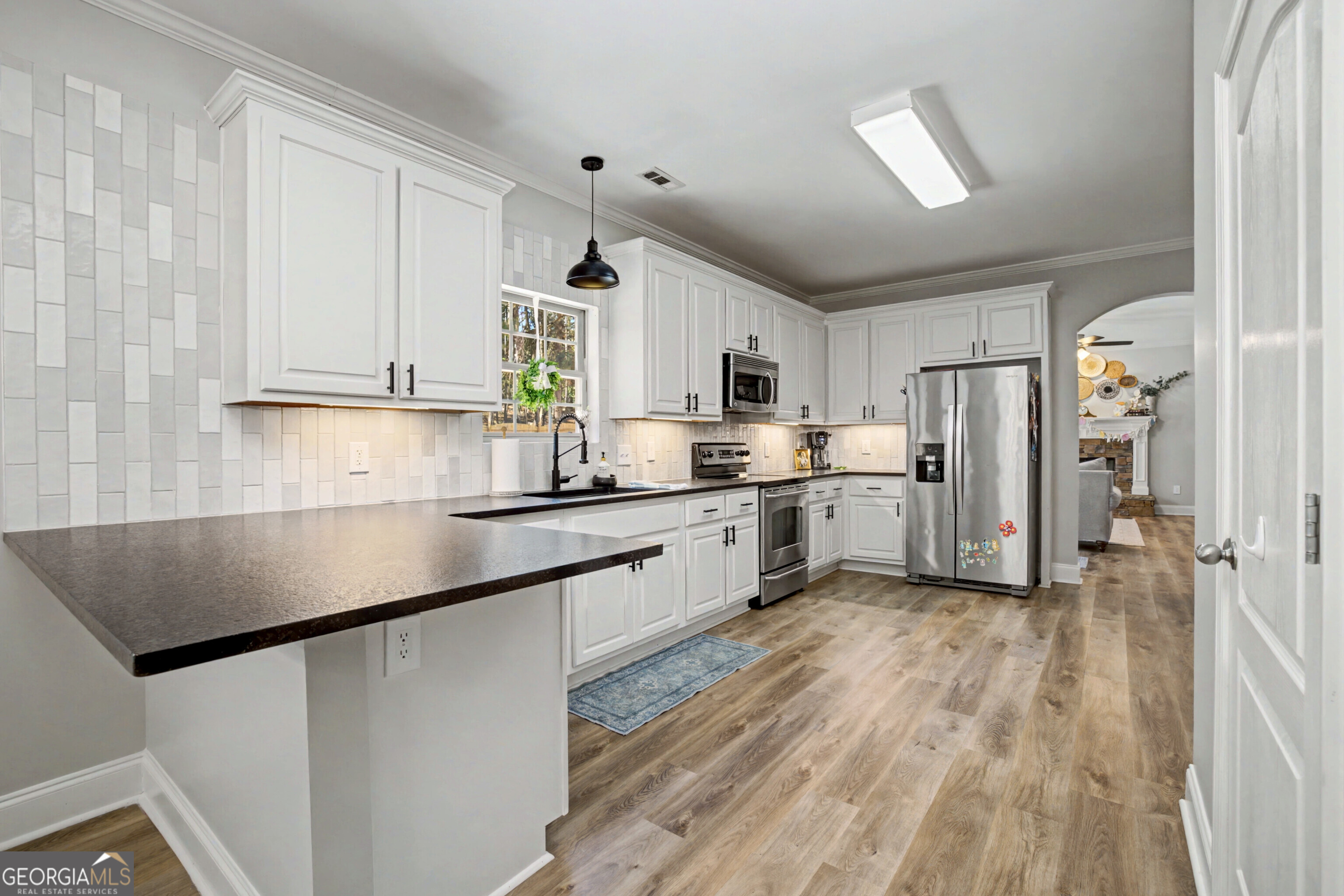 414 Long Shore Way Property Photo 10
