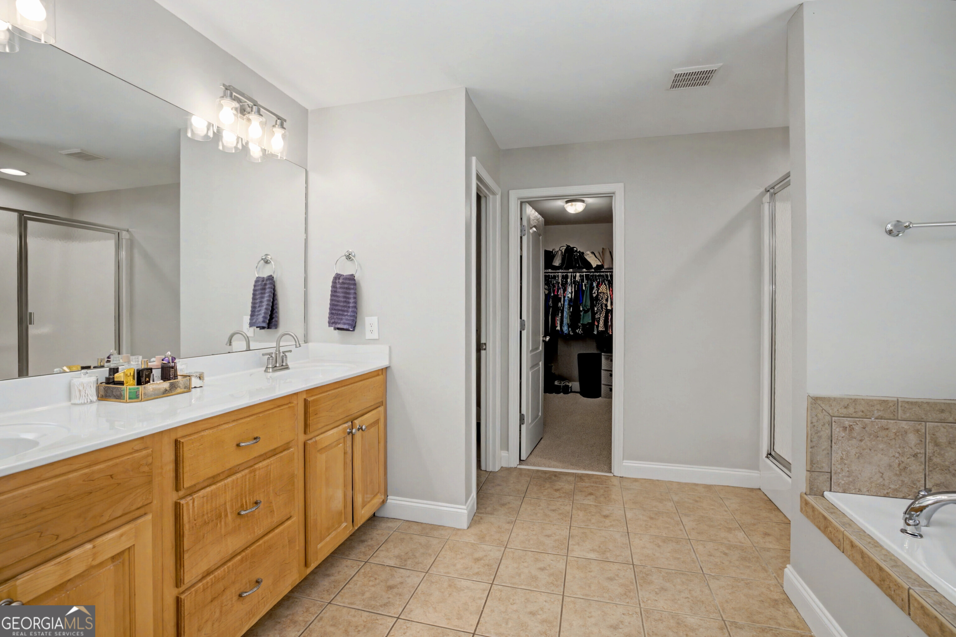 414 Long Shore Way Property Photo 16