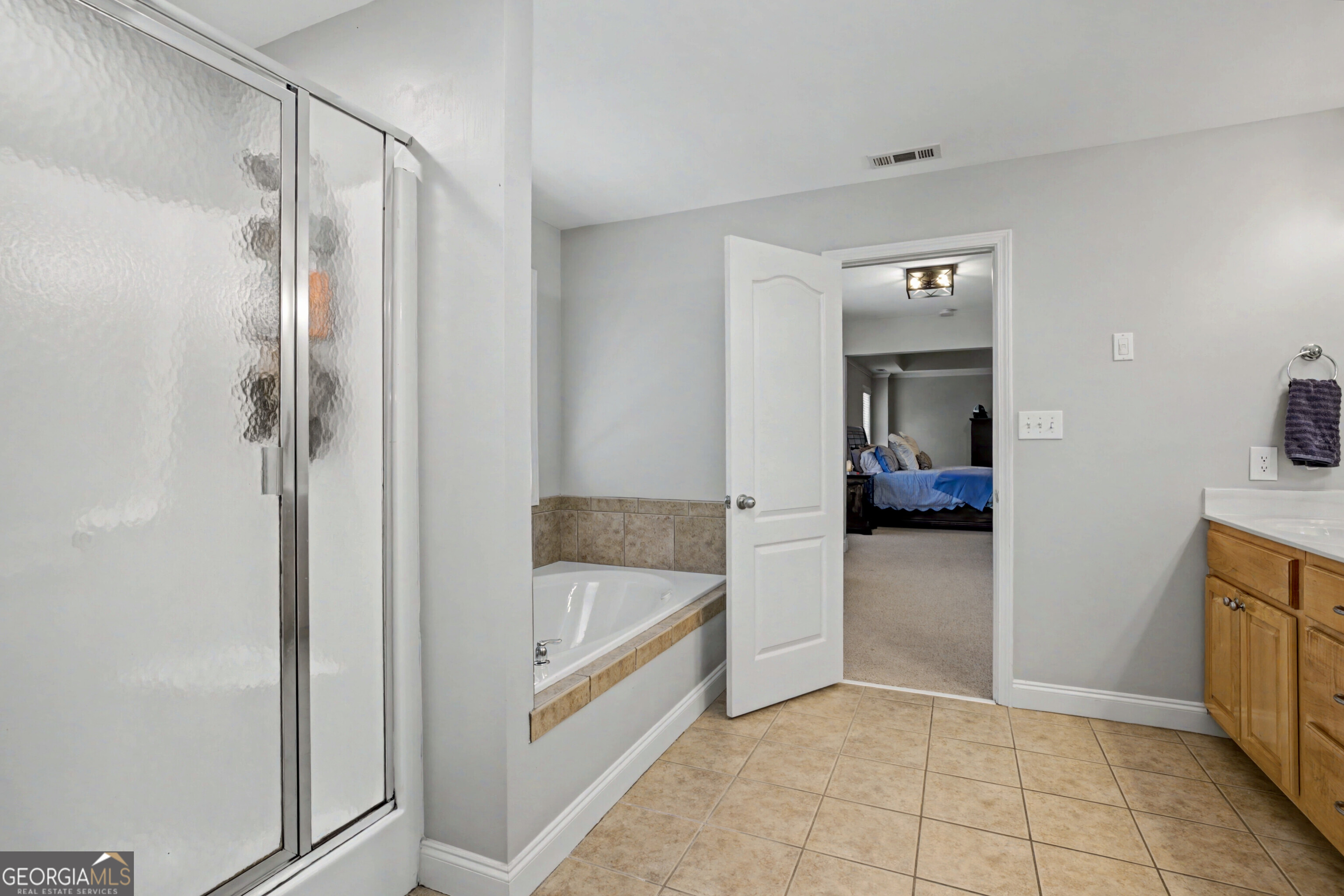 414 Long Shore Way Property Photo 17