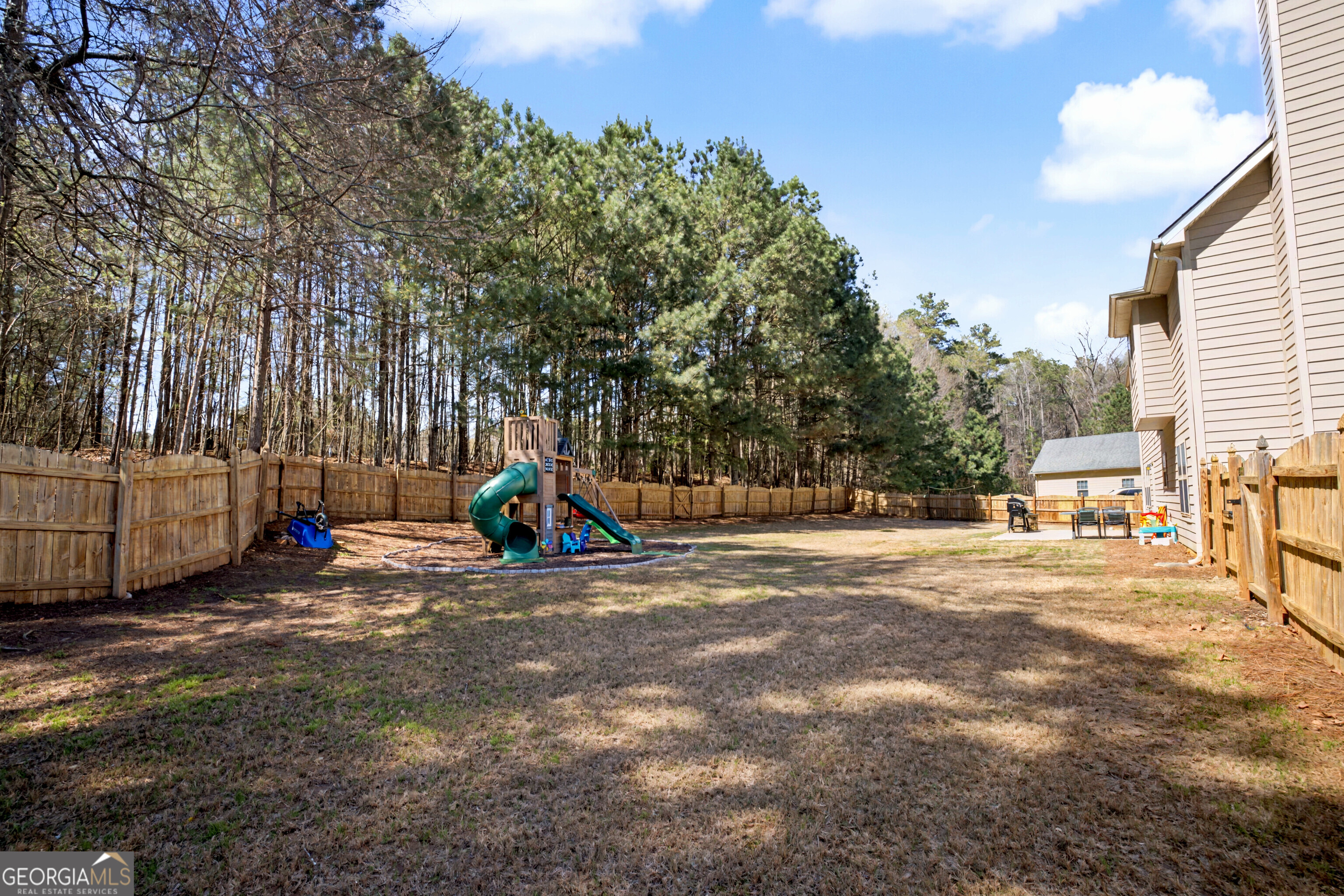 414 Long Shore Way Property Photo 24