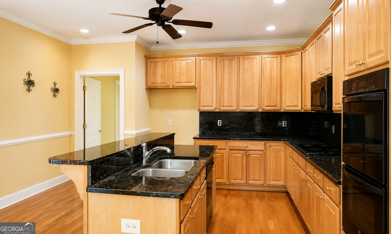 235 Allenwood Road Property Photo 16