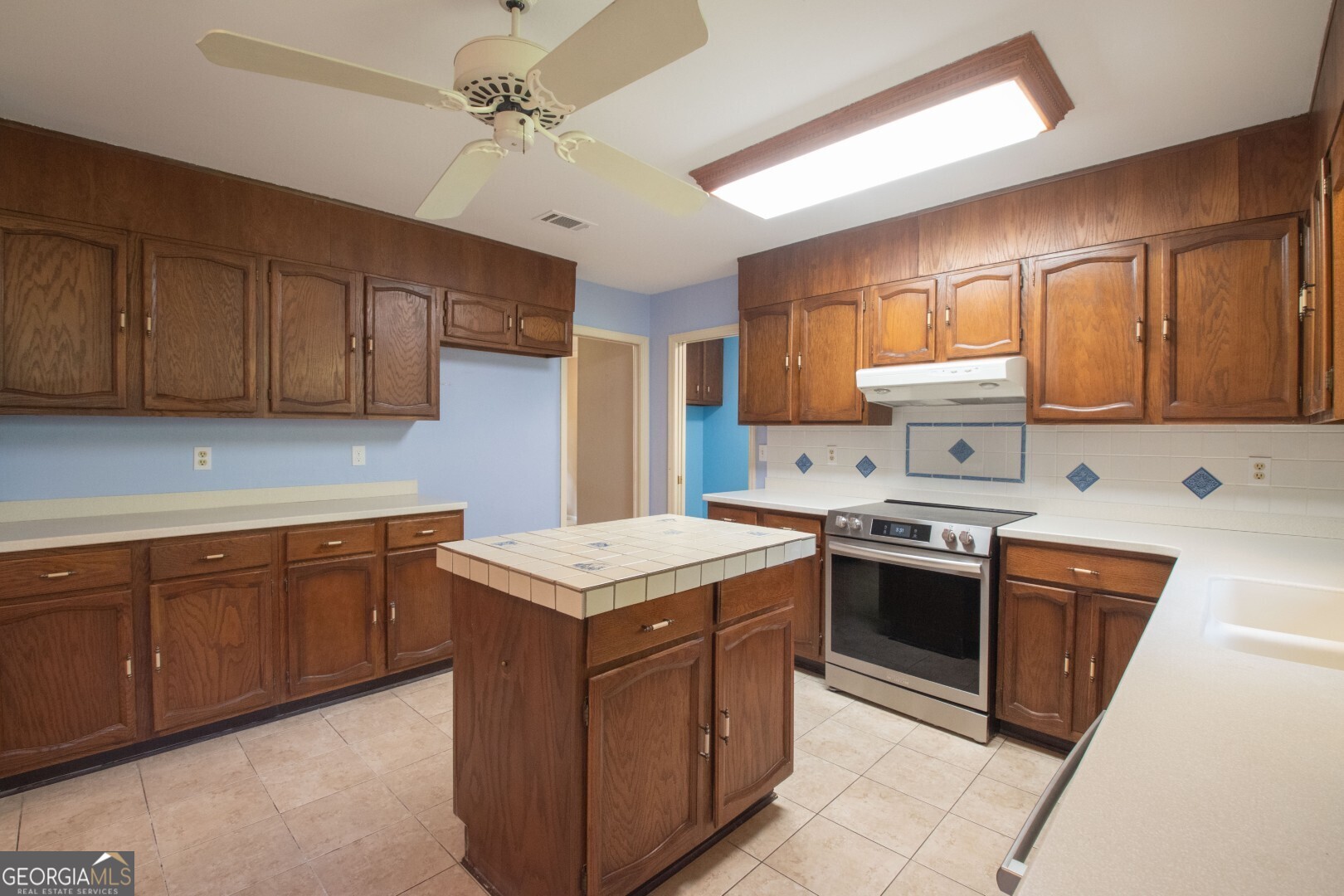 808 Devon Drive Property Photo 12