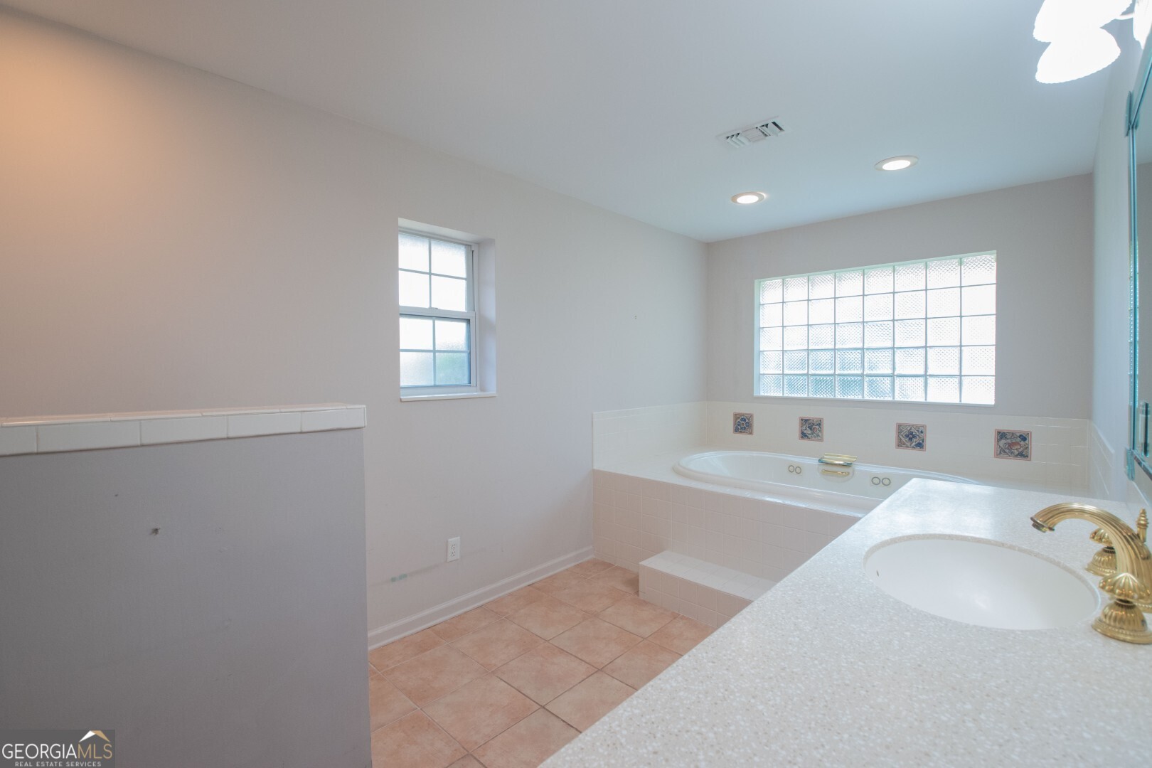 808 Devon Drive Property Photo 24