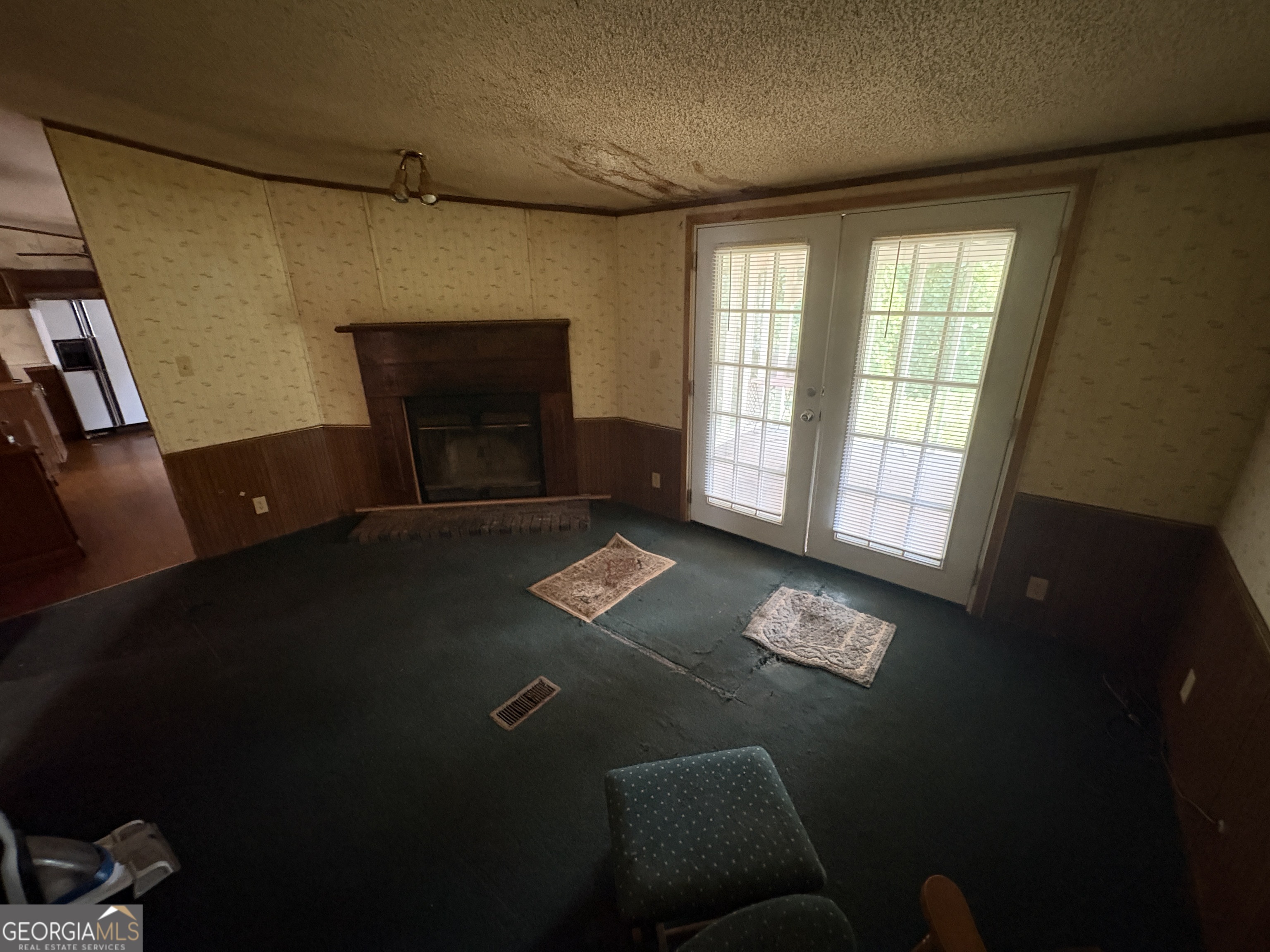 784 Lakeland Drive Property Photo 7