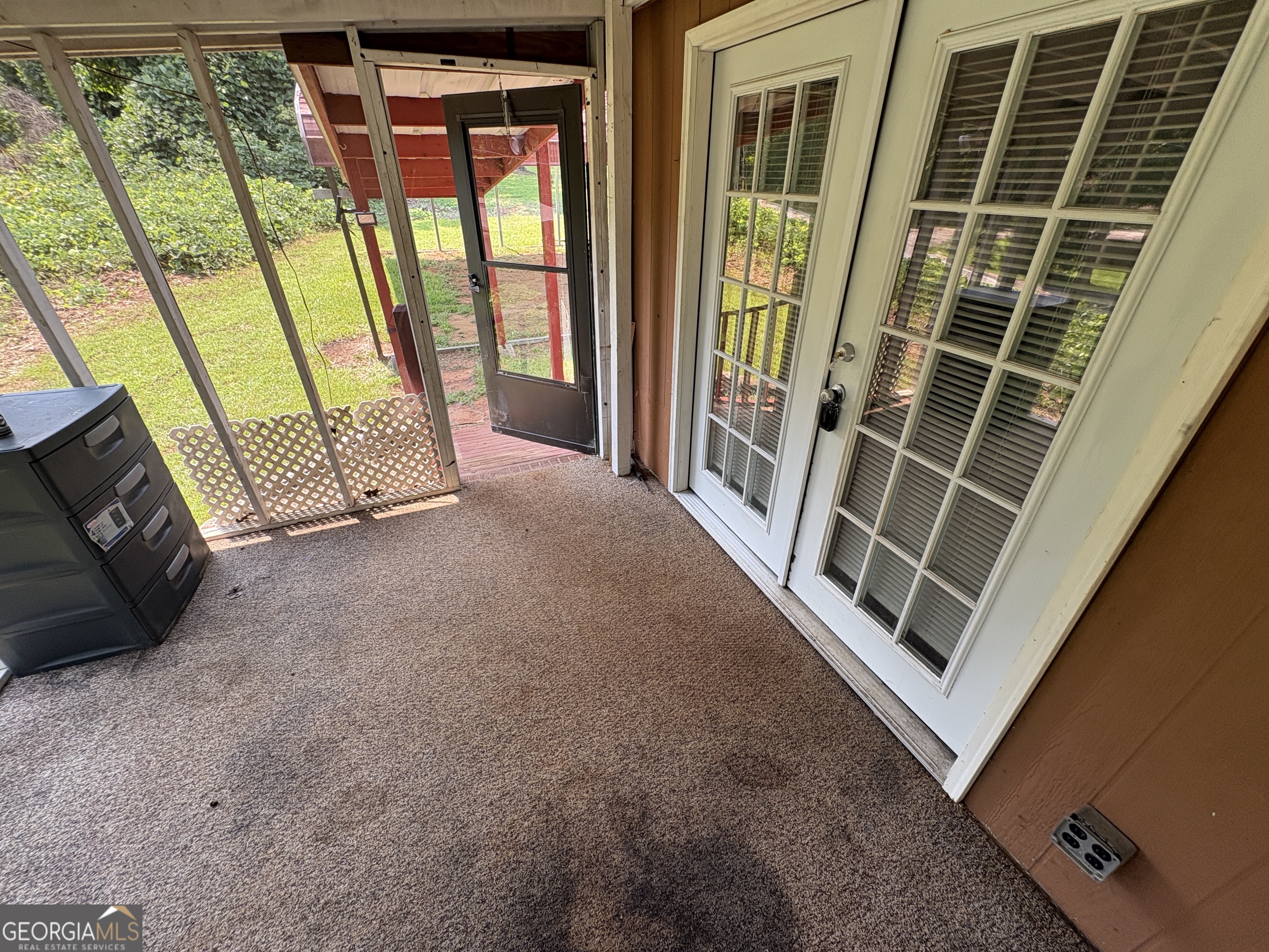 784 Lakeland Drive Property Photo 14
