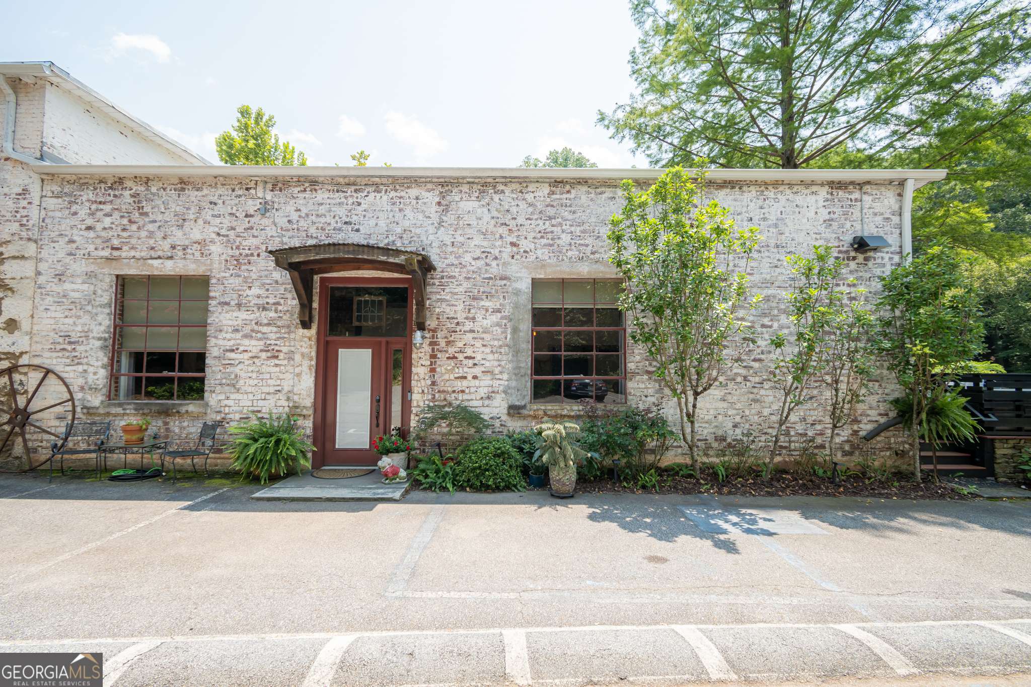 585 White Circle # 32 Property Photo 63