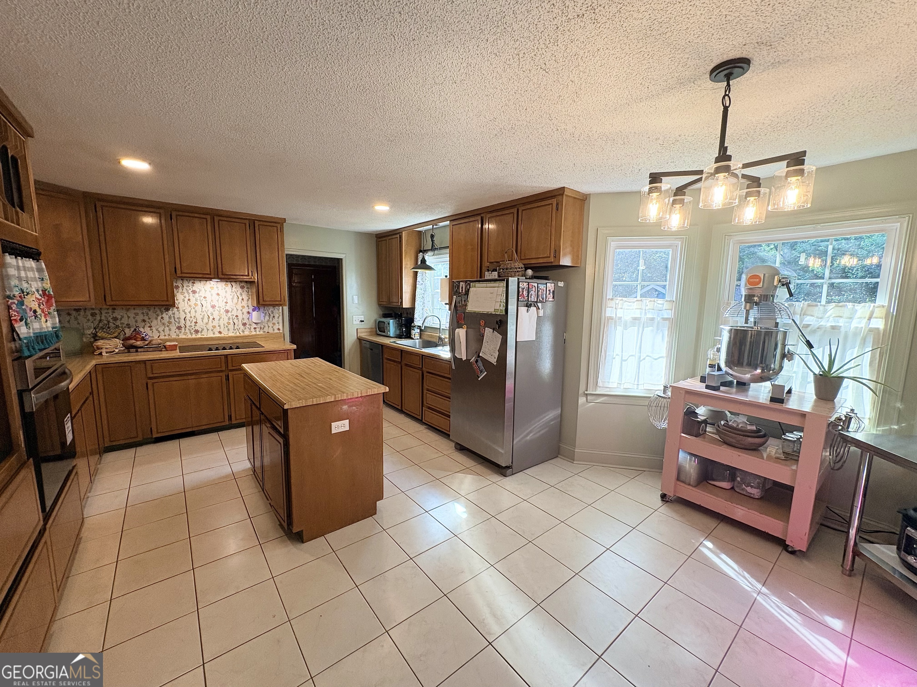 102 Alpine Court Property Photo 5