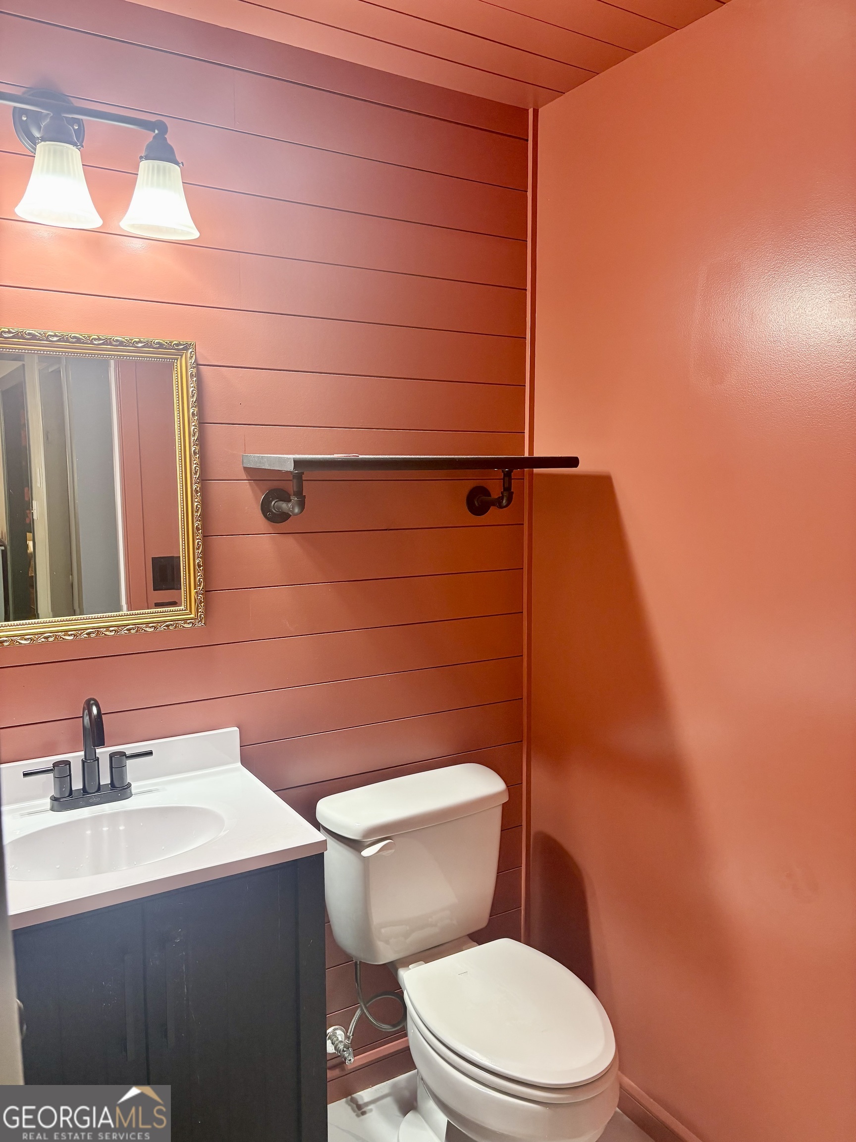 102 Alpine Court Property Photo 18