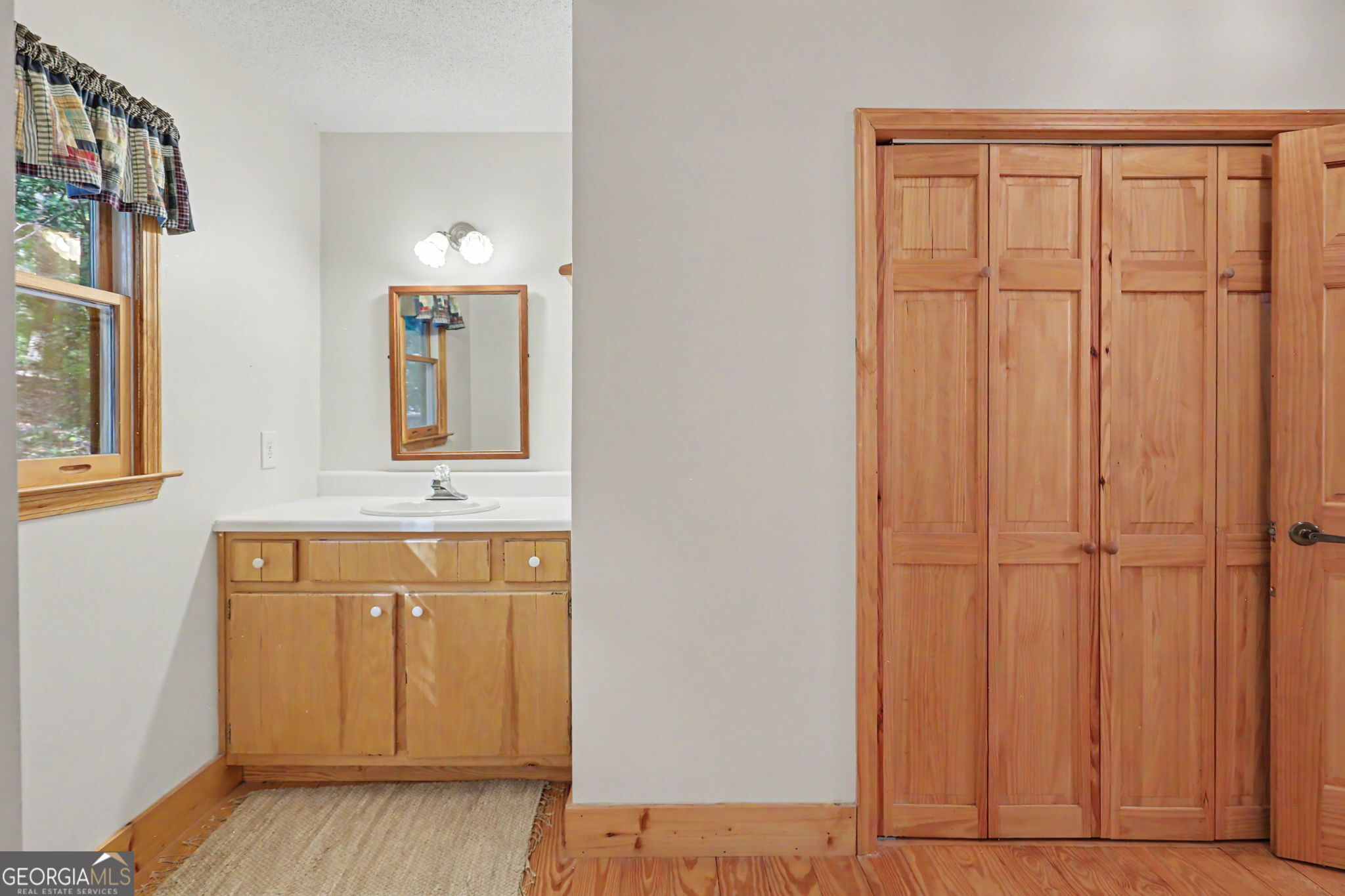659 Potomac Drive Property Photo 12