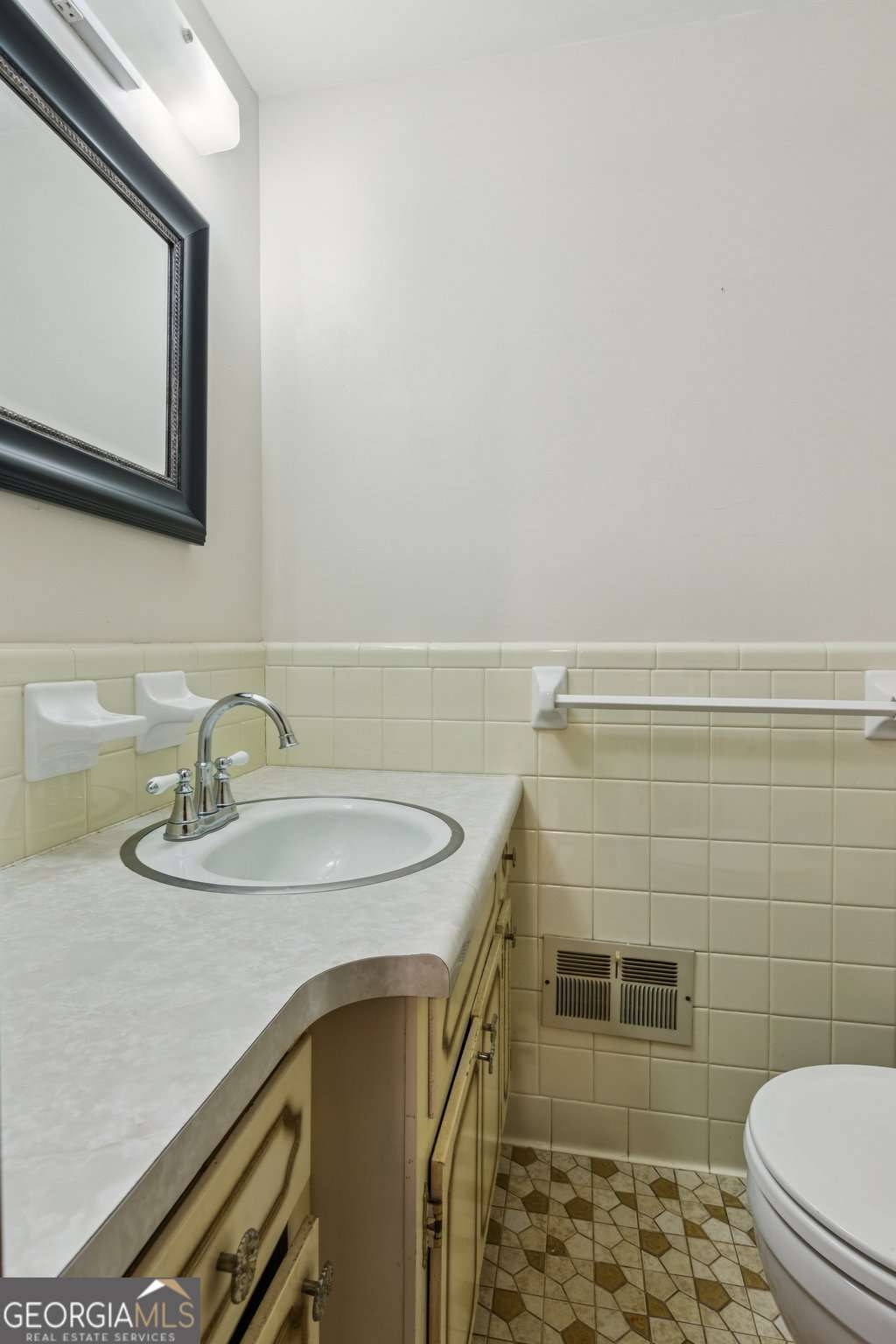 4894 Macbain Lane Property Photo 34