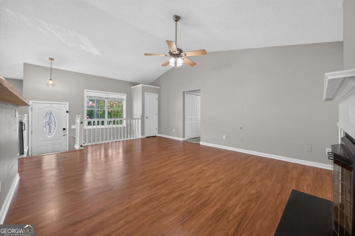 57 Hickory Leaf Lane Property Photo 10