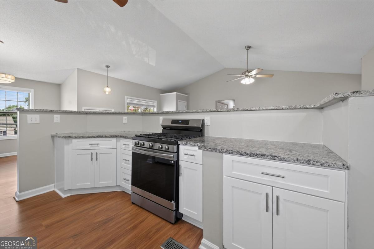 57 Hickory Leaf Lane Property Photo 12