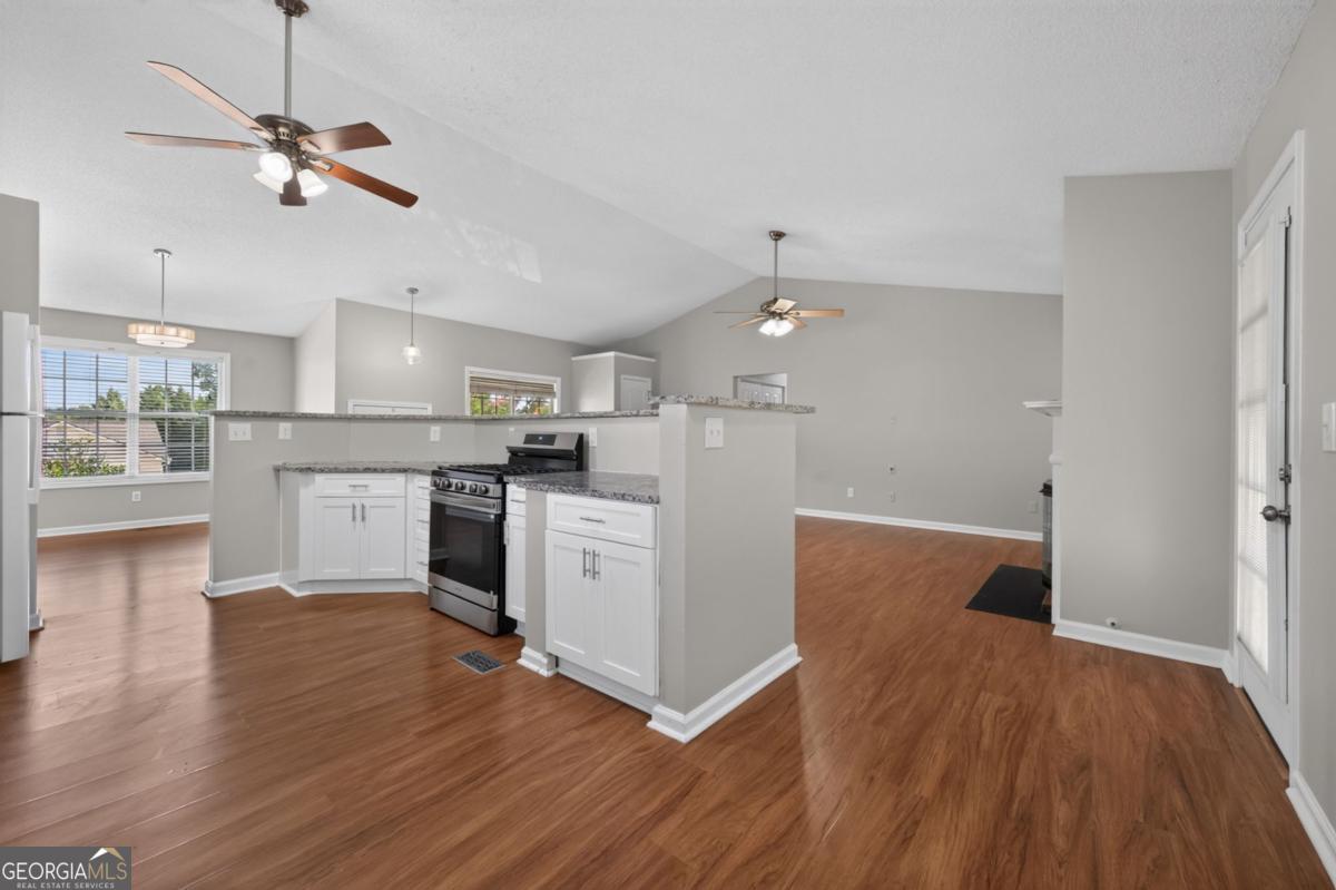 57 Hickory Leaf Lane Property Photo 15