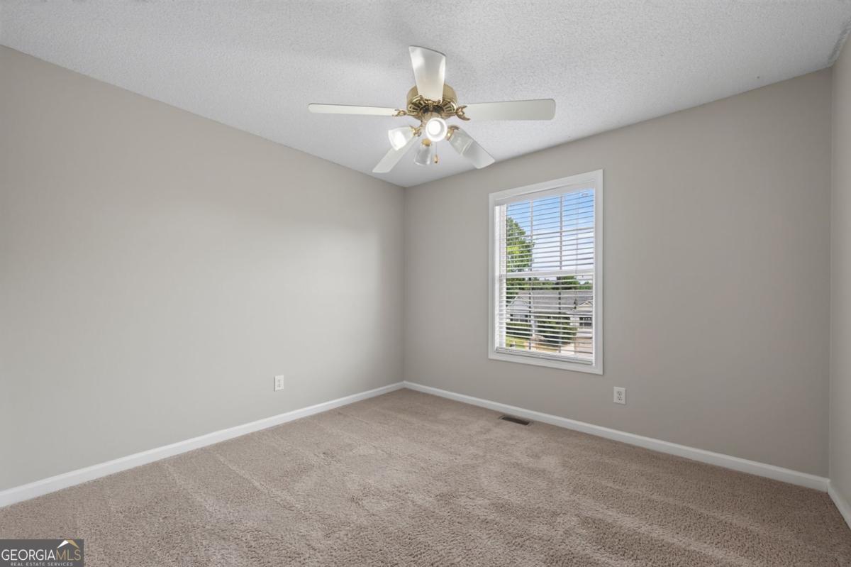 57 Hickory Leaf Lane Property Photo 28