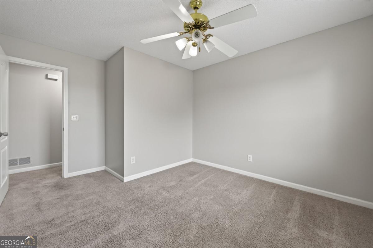 57 Hickory Leaf Lane Property Photo 29