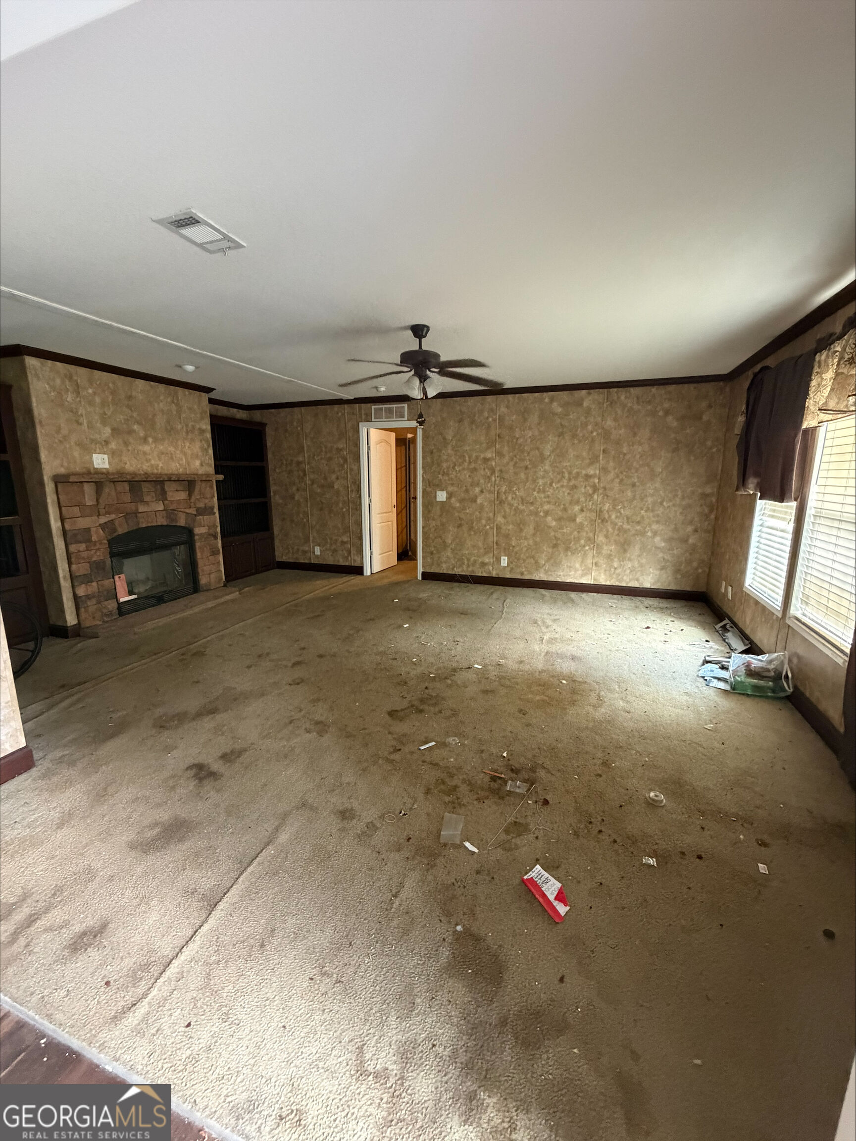 124 Tanglewood Drive Property Photo 2