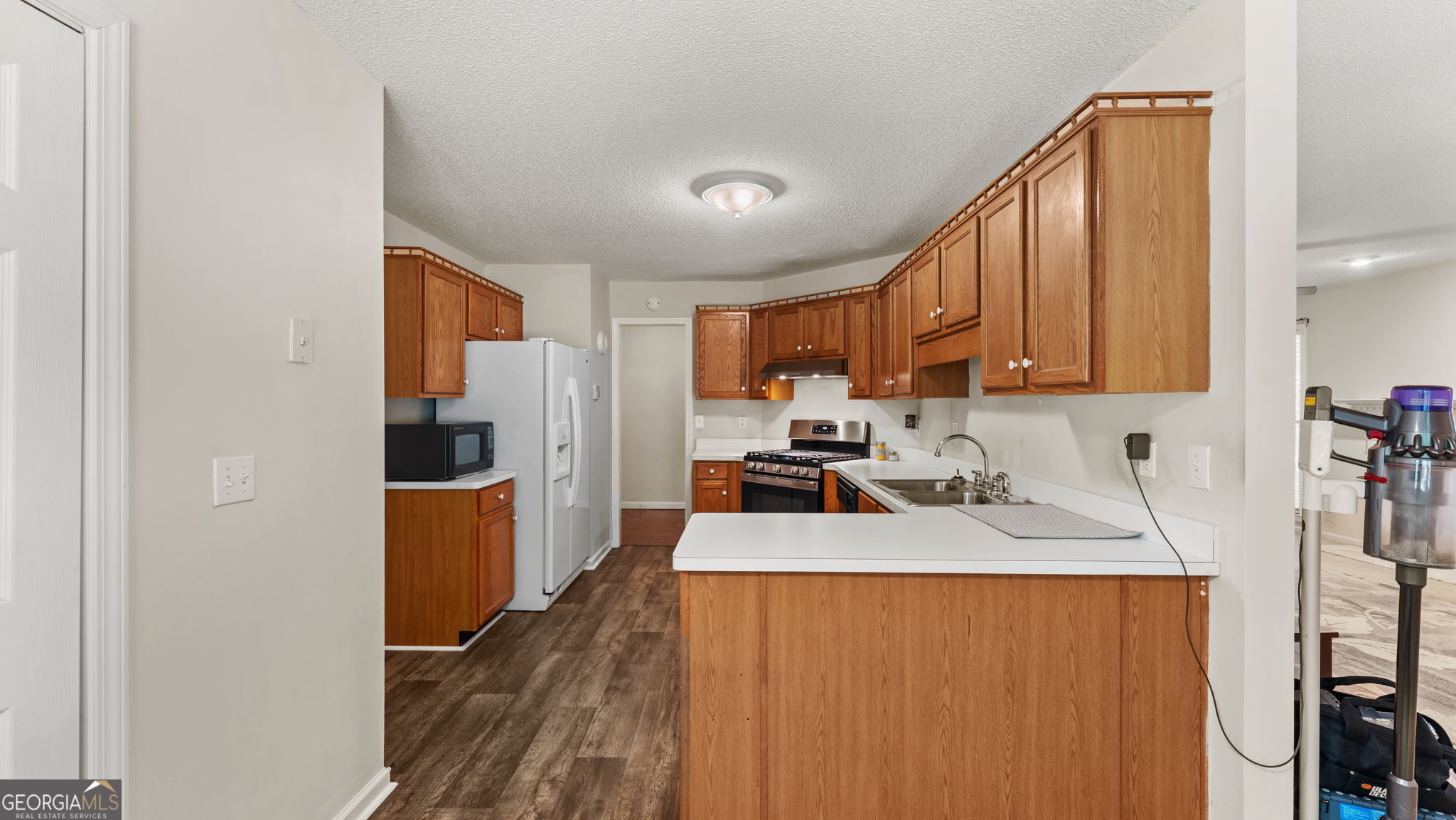 230 Michael Boulevard Property Photo 6