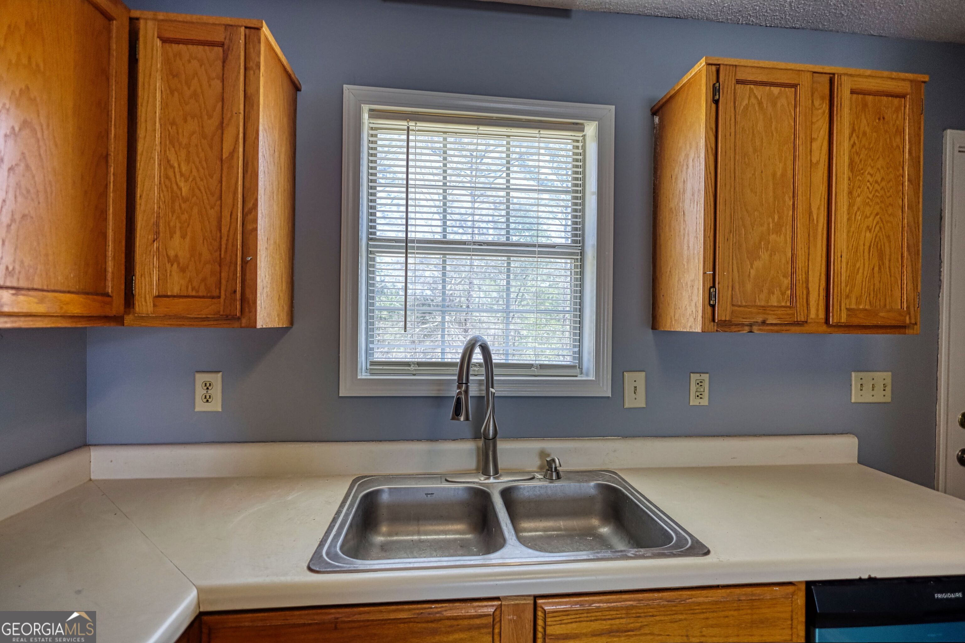 2313 Laura Court Ne Property Photo 12