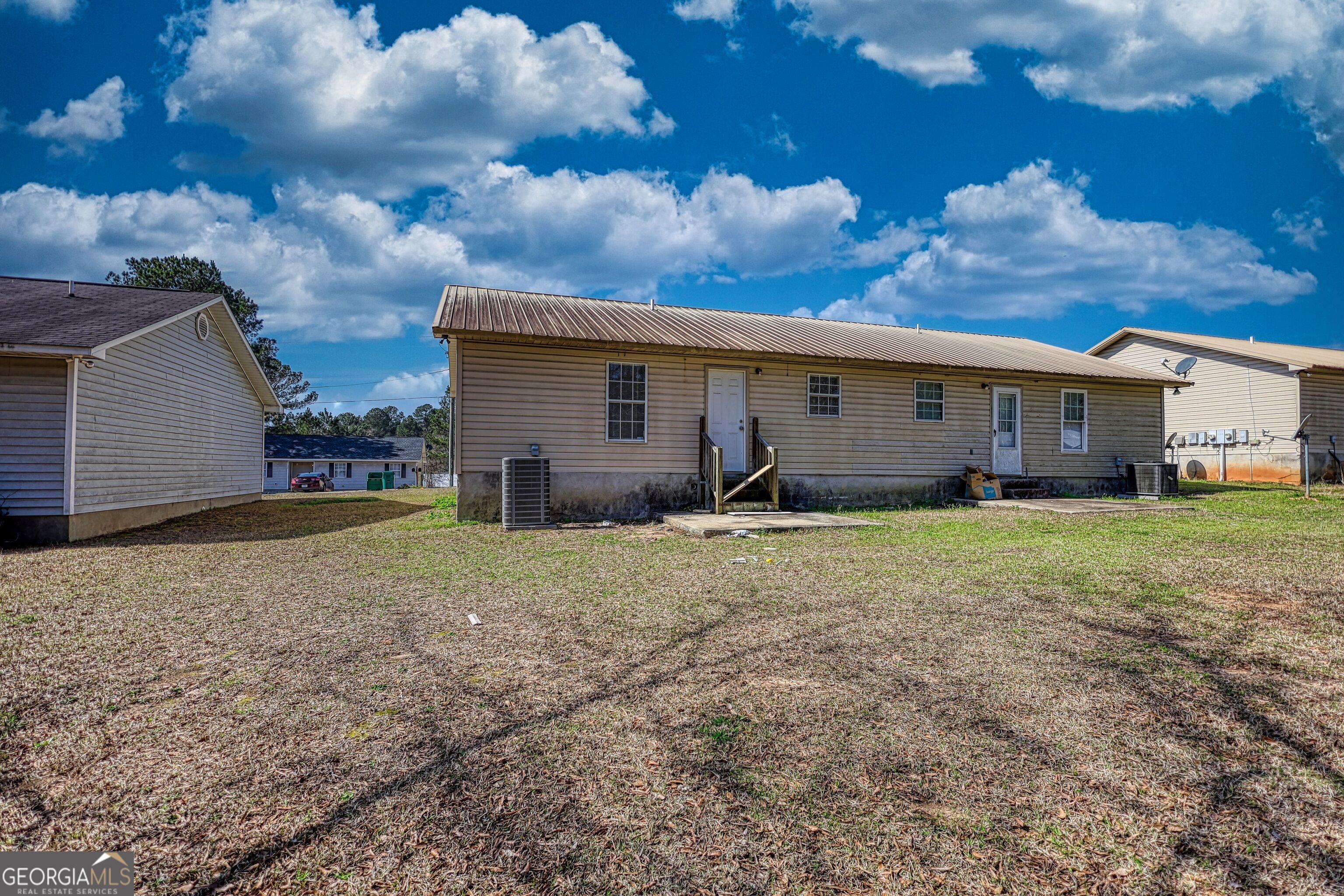 2313 Laura Court Ne Property Photo 22