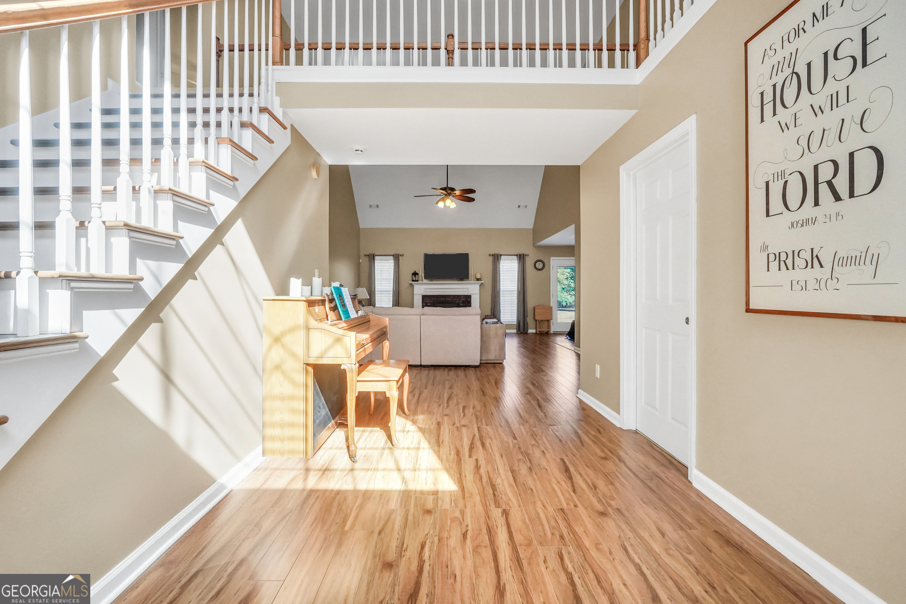 1307 Regatta Way Property Photo 5