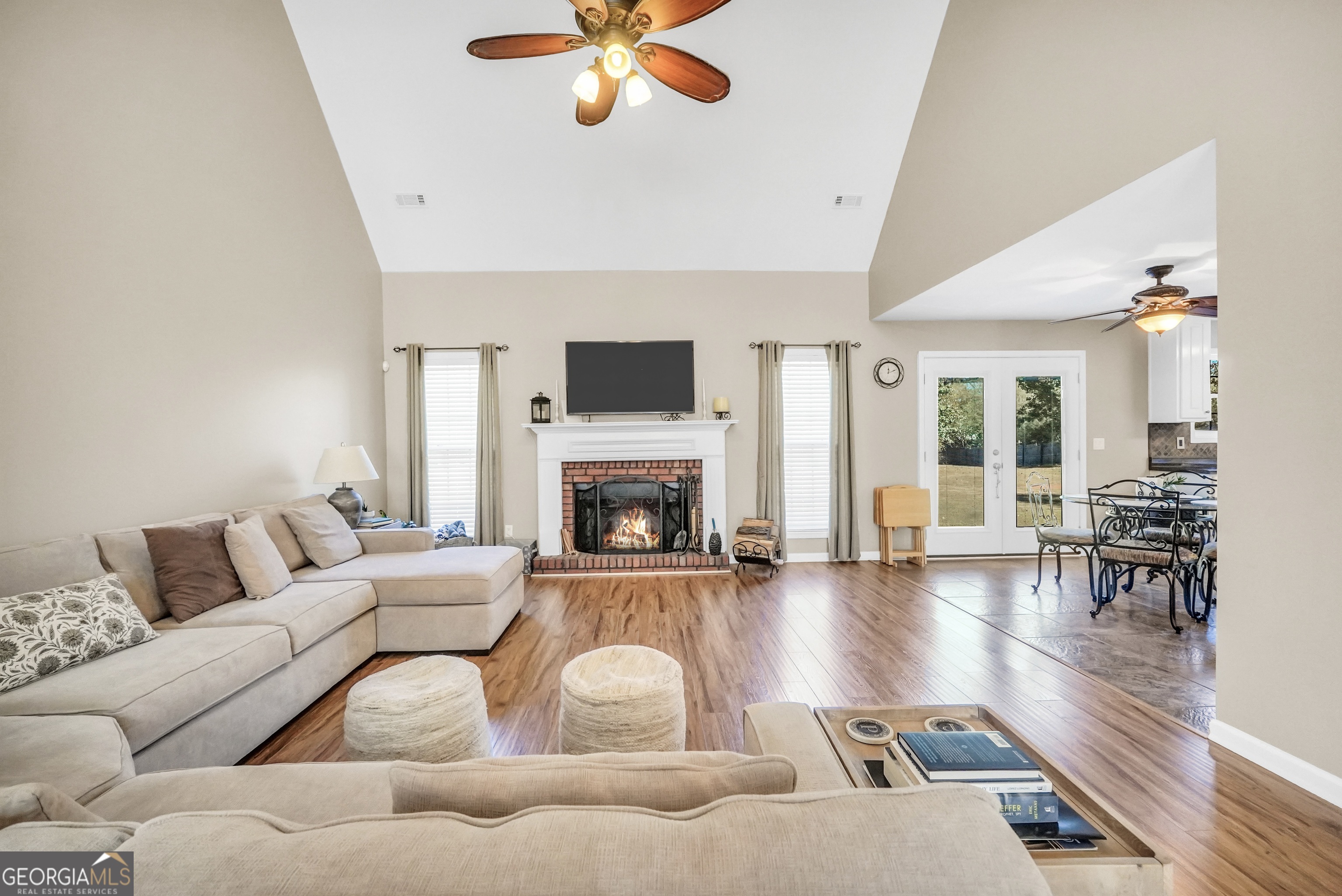 1307 Regatta Way Property Photo 6