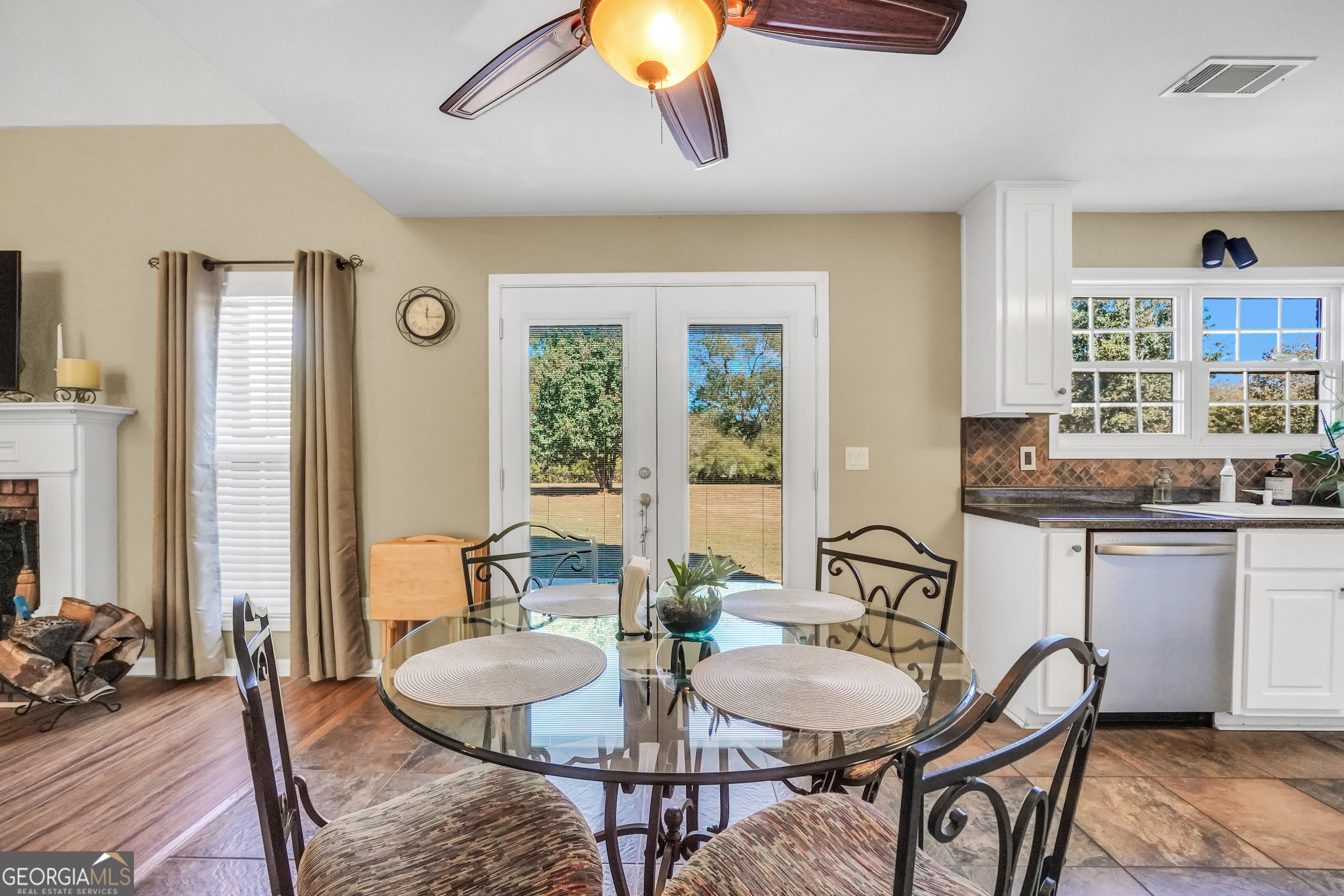 1307 Regatta Way Property Photo 10