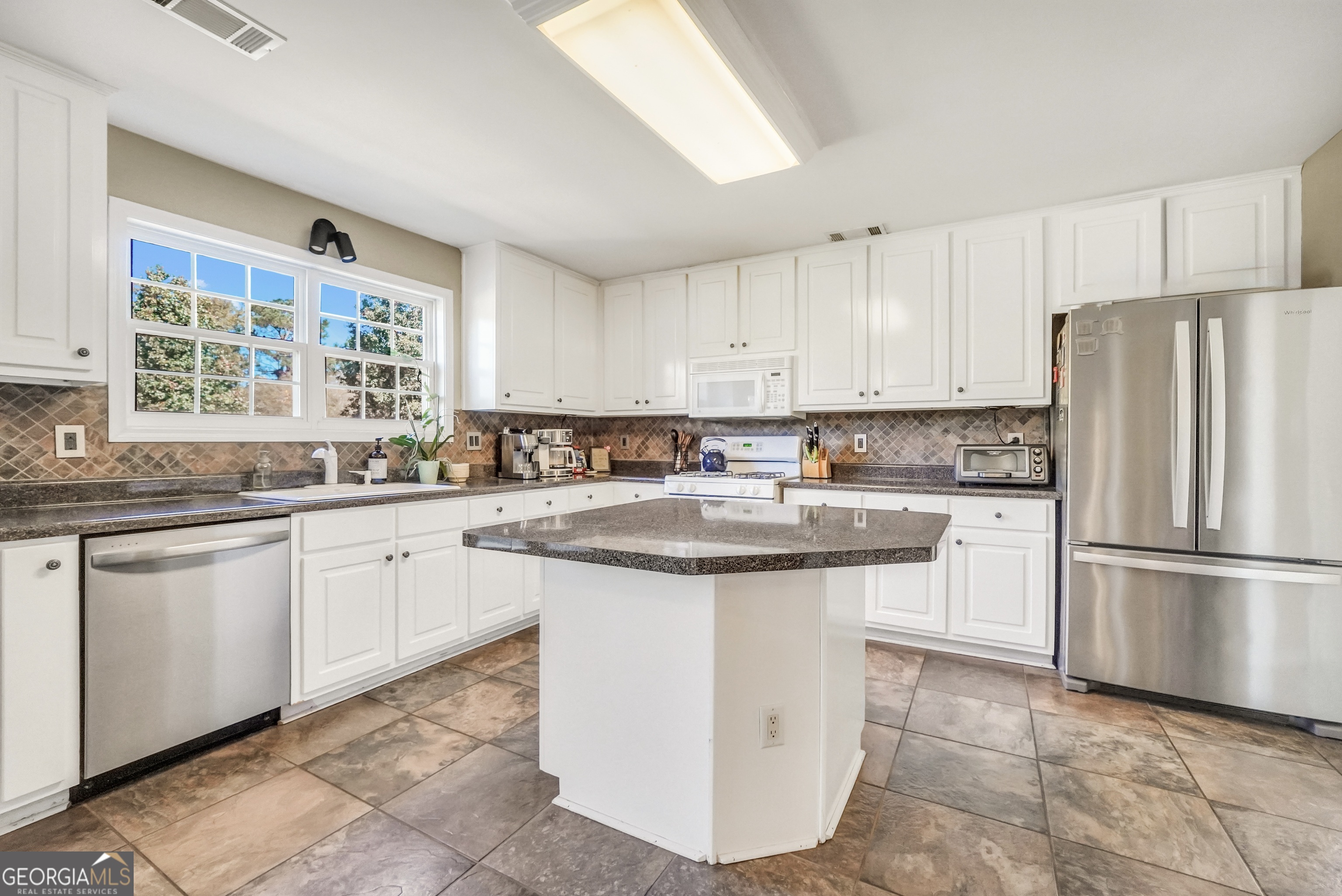 1307 Regatta Way Property Photo 11