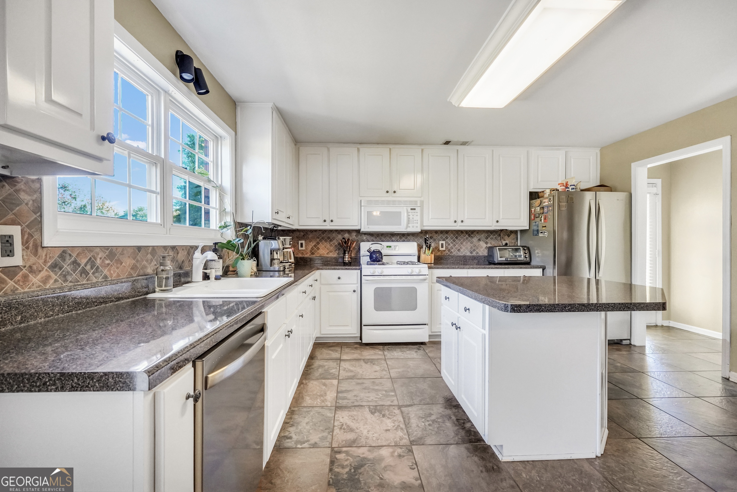 1307 Regatta Way Property Photo 12