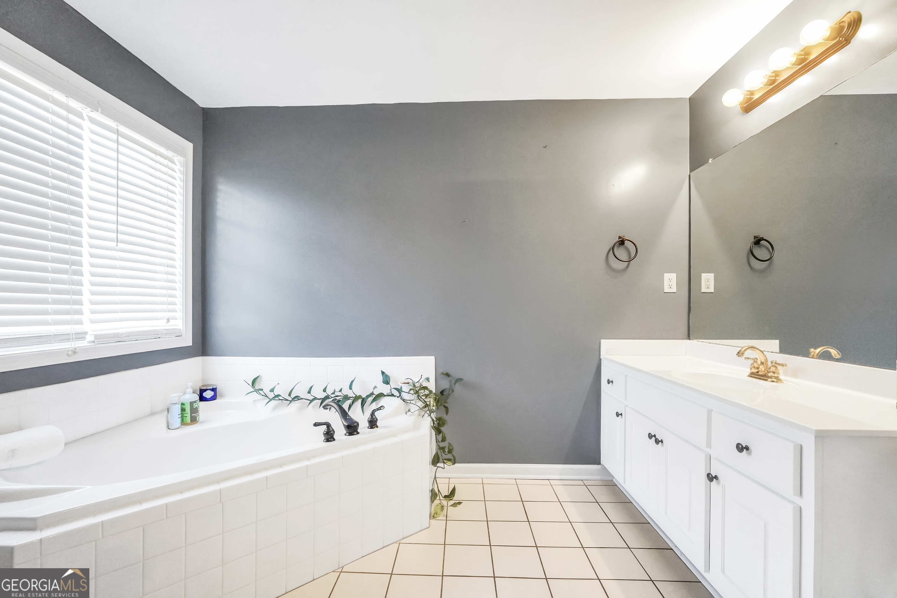 1307 Regatta Way Property Photo 23
