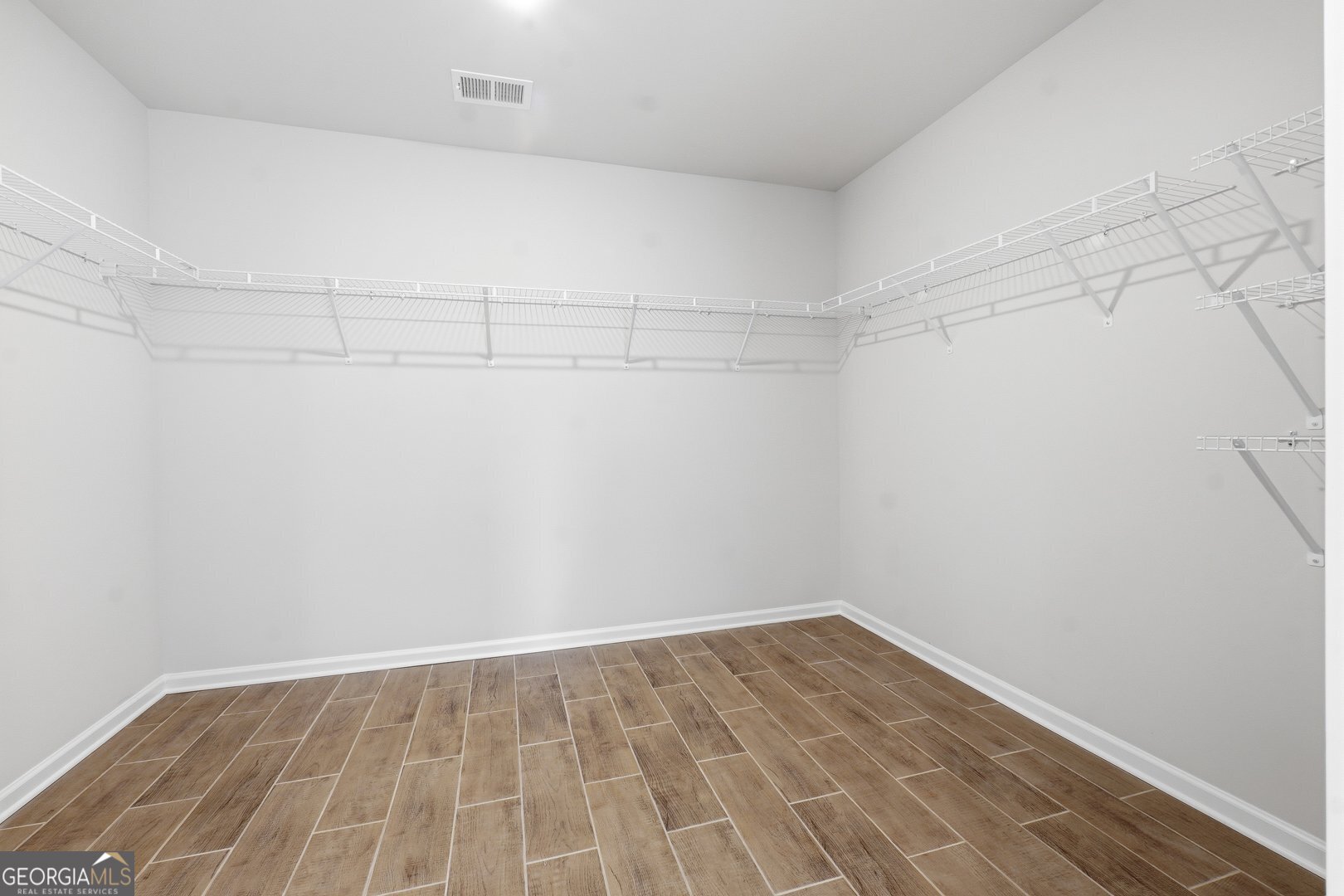 206 Freshwater Court Property Photo 13