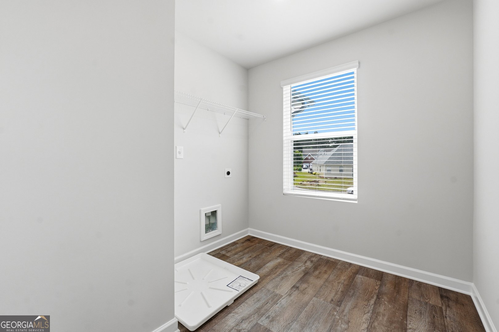 206 Freshwater Court Property Photo 27