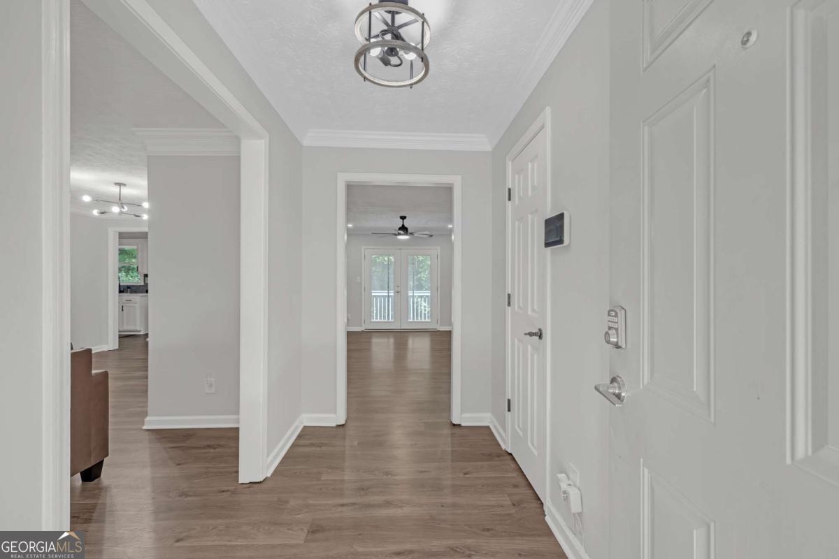 3352 Idlecreek Way Property Photo 4