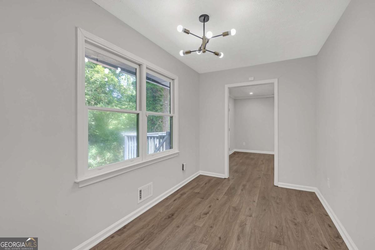 3352 Idlecreek Way Property Photo 17