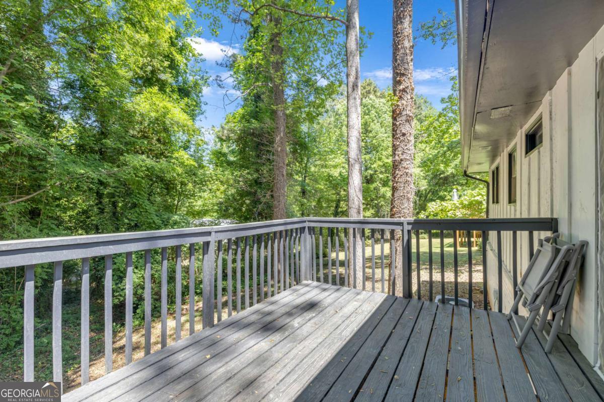 3352 Idlecreek Way Property Photo 20
