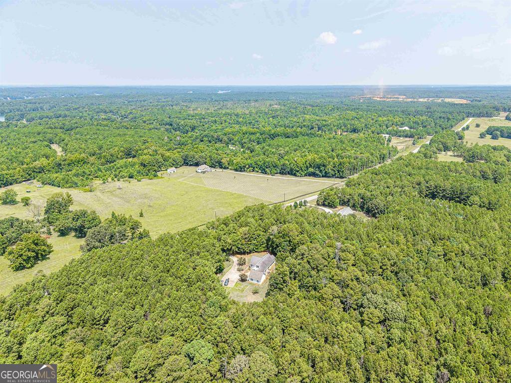 1380 Howard Lewis Road Property Photo 6