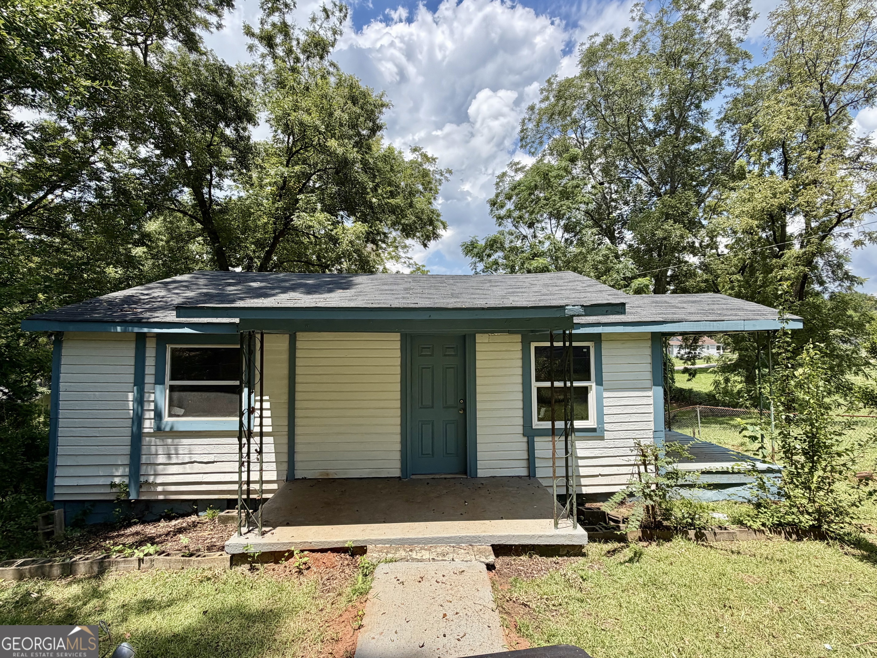 106 Easy Street Property Photo 1