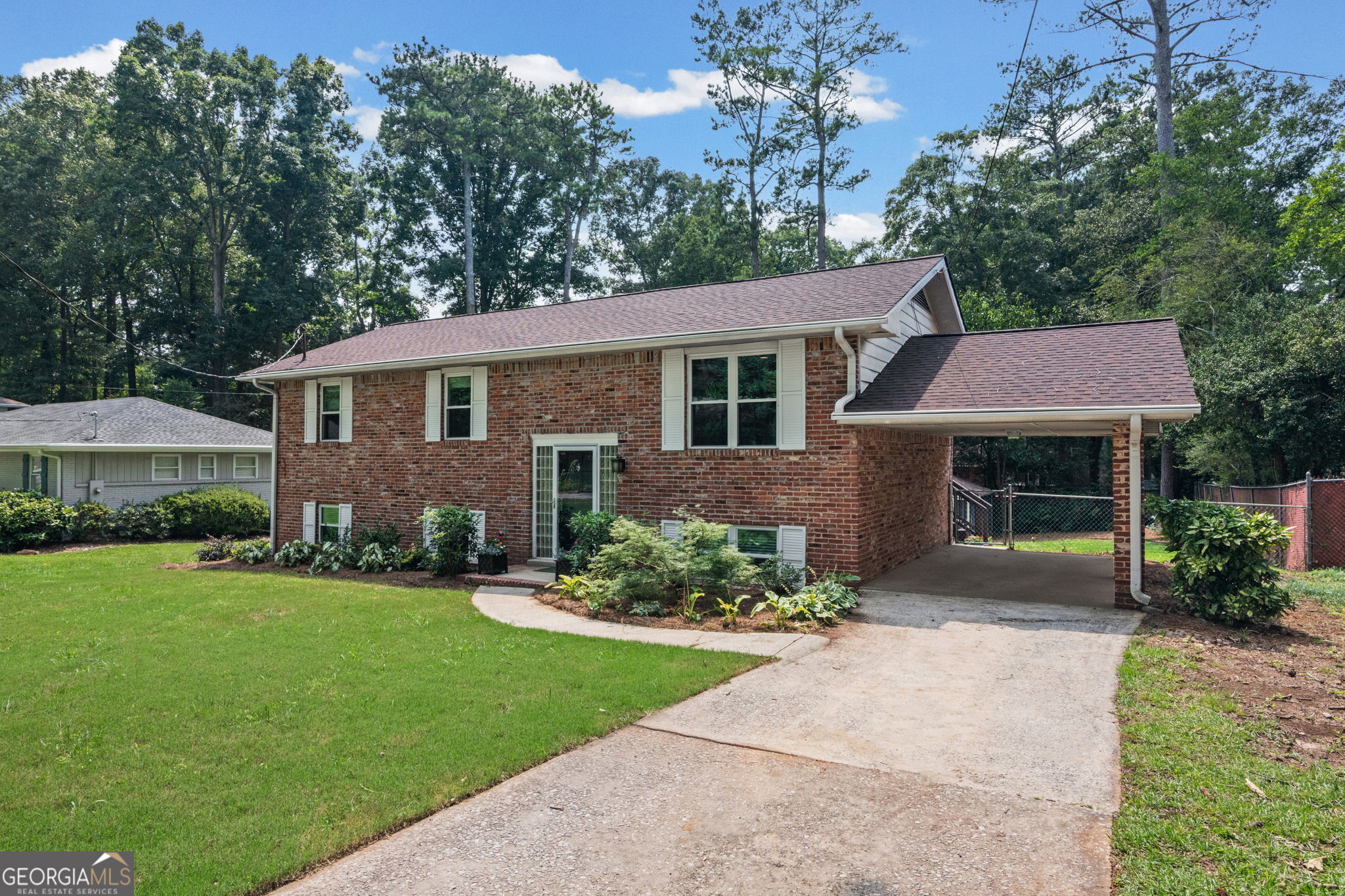 1342 Atterberry Place Property Photo 3