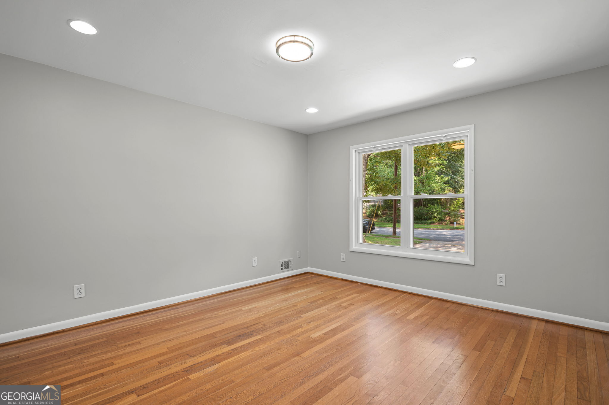 1342 Atterberry Place Property Photo 6