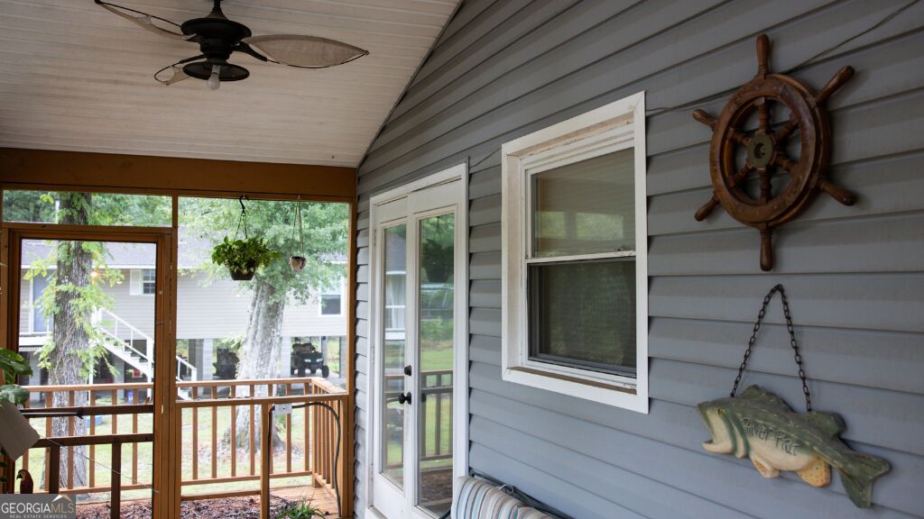 1009 Riverview Road Property Photo 9