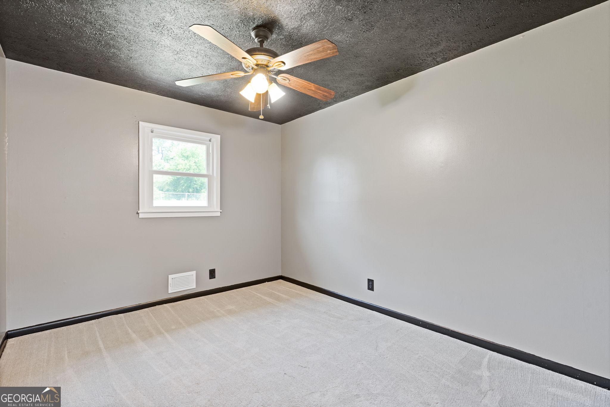 2140 Rockdale Drive Nw Property Photo 13