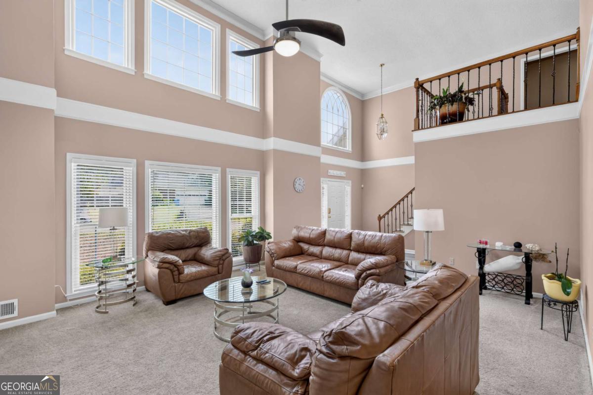 3607 Tree View Drive Property Photo 4
