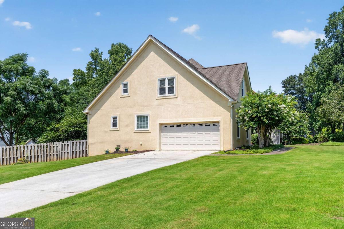 3607 Tree View Drive Property Photo 28