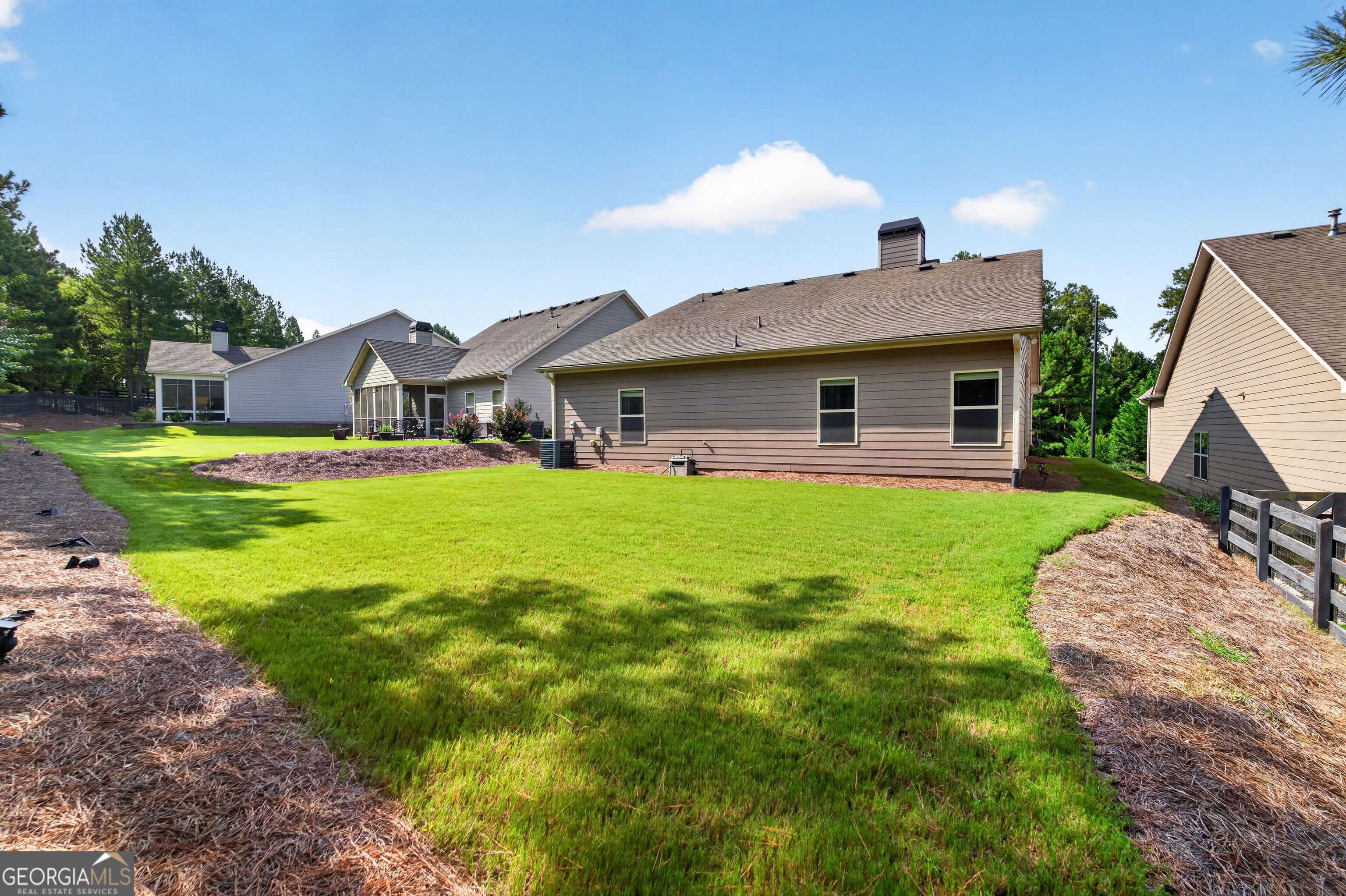 104 Willow Creek Trail Property Photo 38