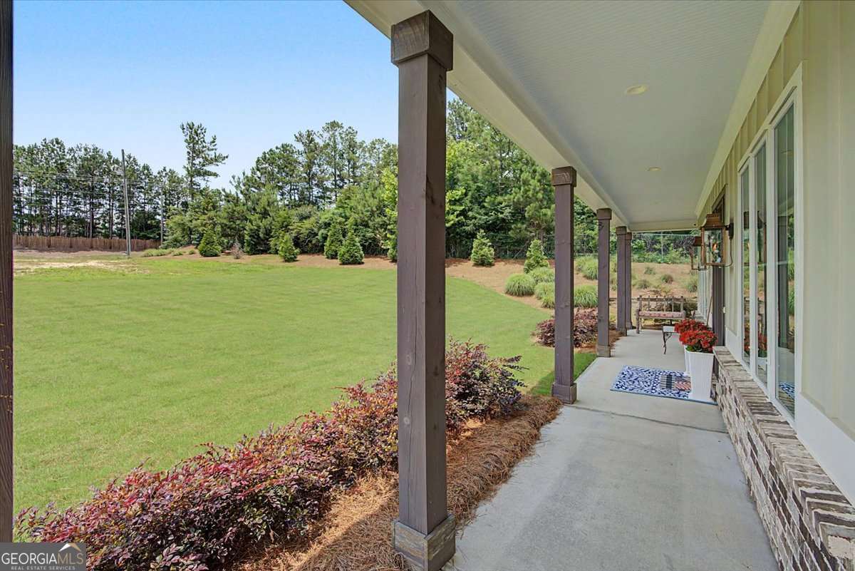 2700 Old Cartersville Road Property Photo 7