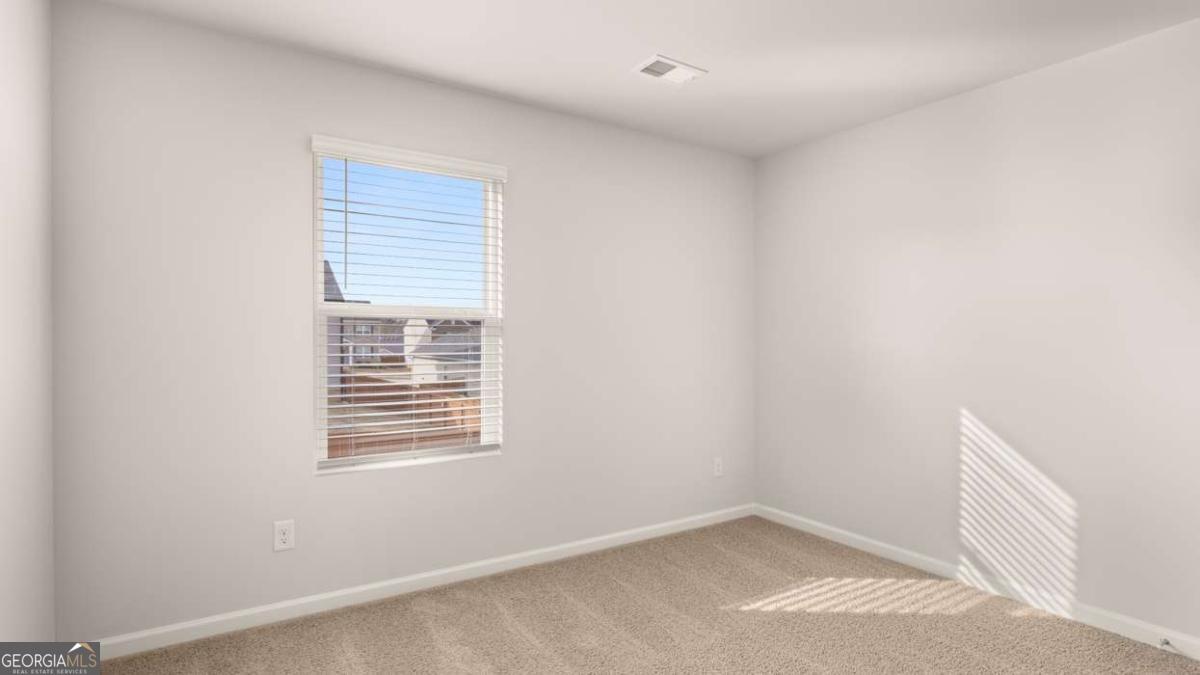 850 Trillium Drive Property Photo 31