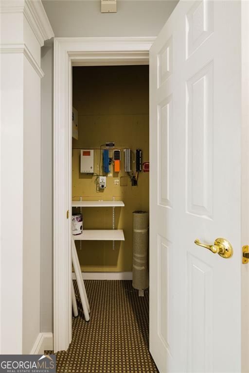 1302 Macy Drive Property Photo 5